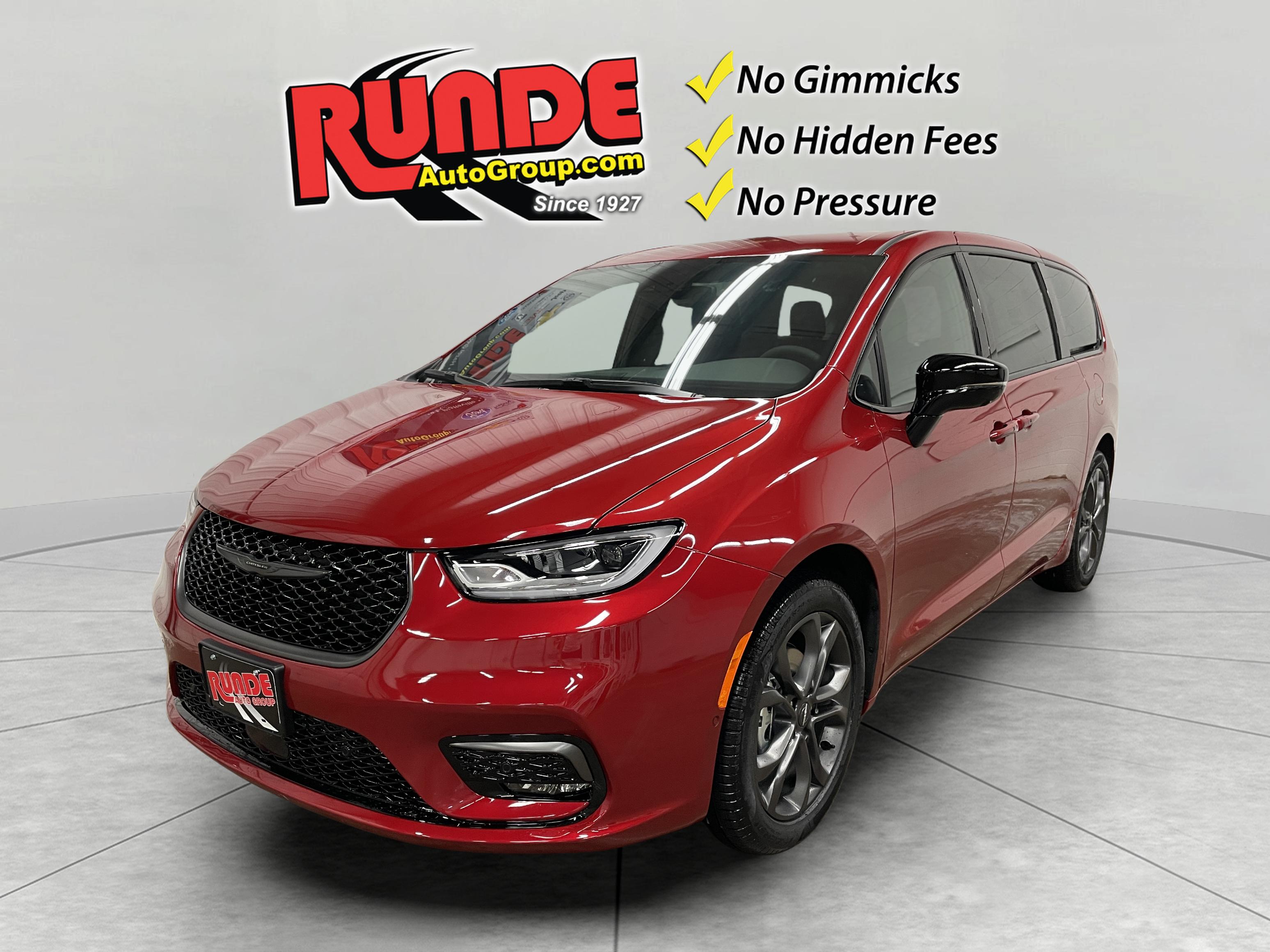 2024 Chrysler Pacifica Hybrid S Appearance photo 26