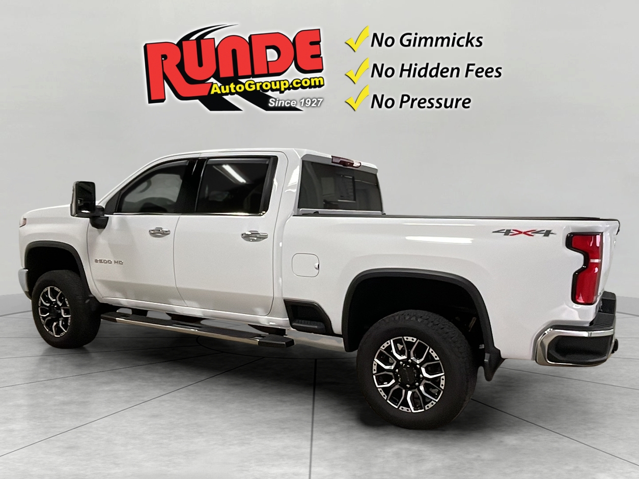 2024 Chevrolet Silverado 2500HD LTZ photo 3