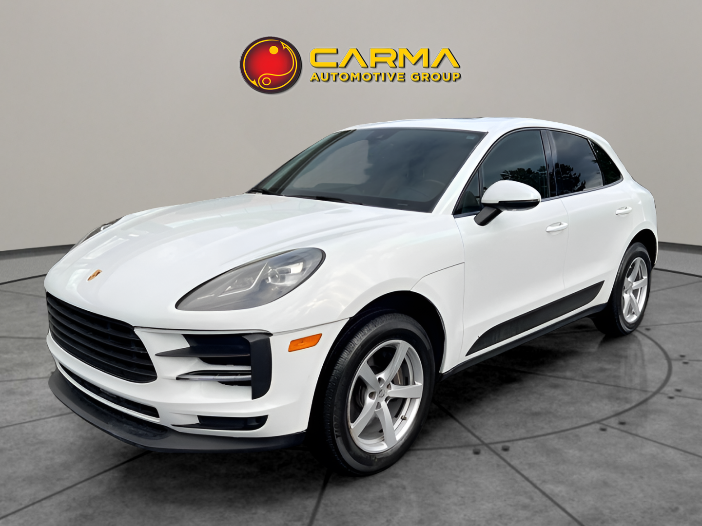 2020 Porsche Macan Base's photo