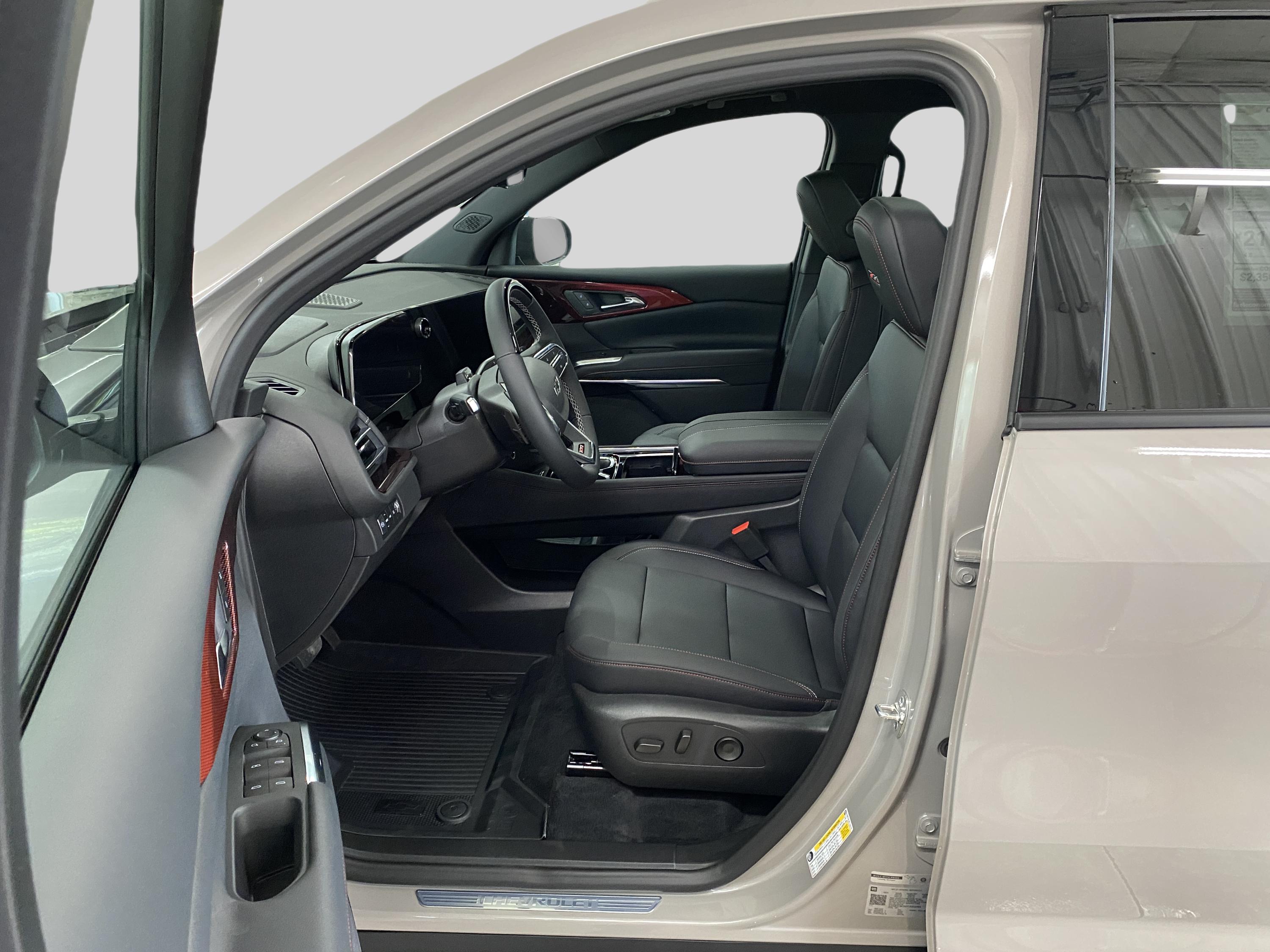 2026 Chevrolet Traverse Z71 photo 14