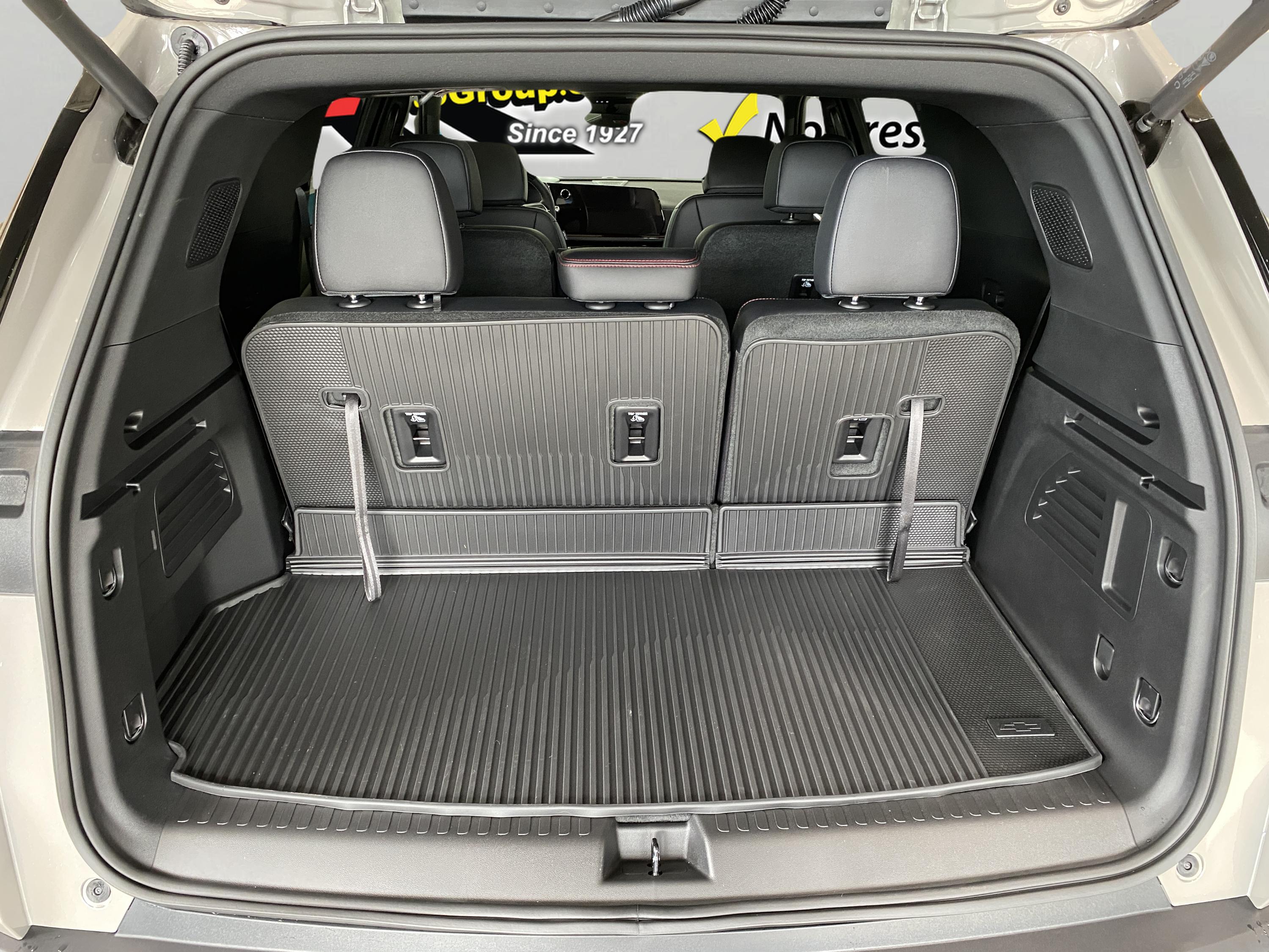 2026 Chevrolet Traverse Z71 photo 12
