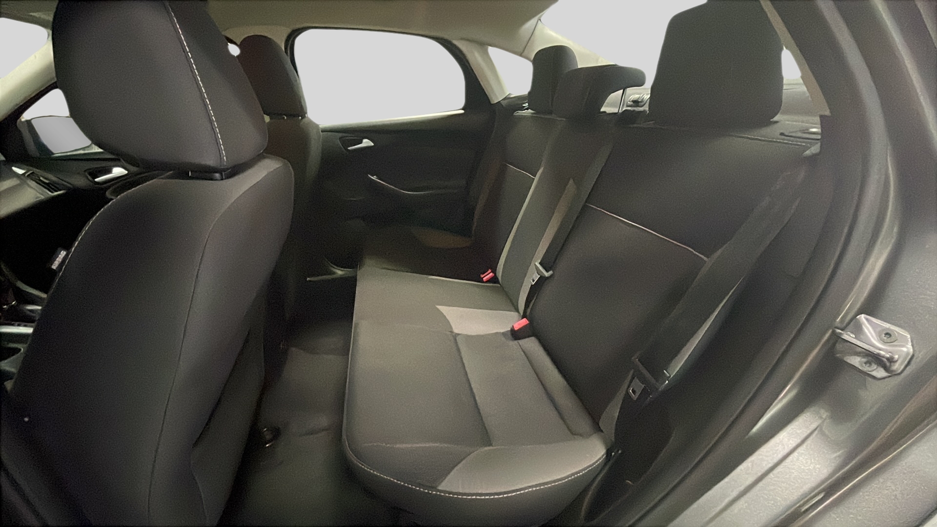2014 Ford Focus SE photo 14