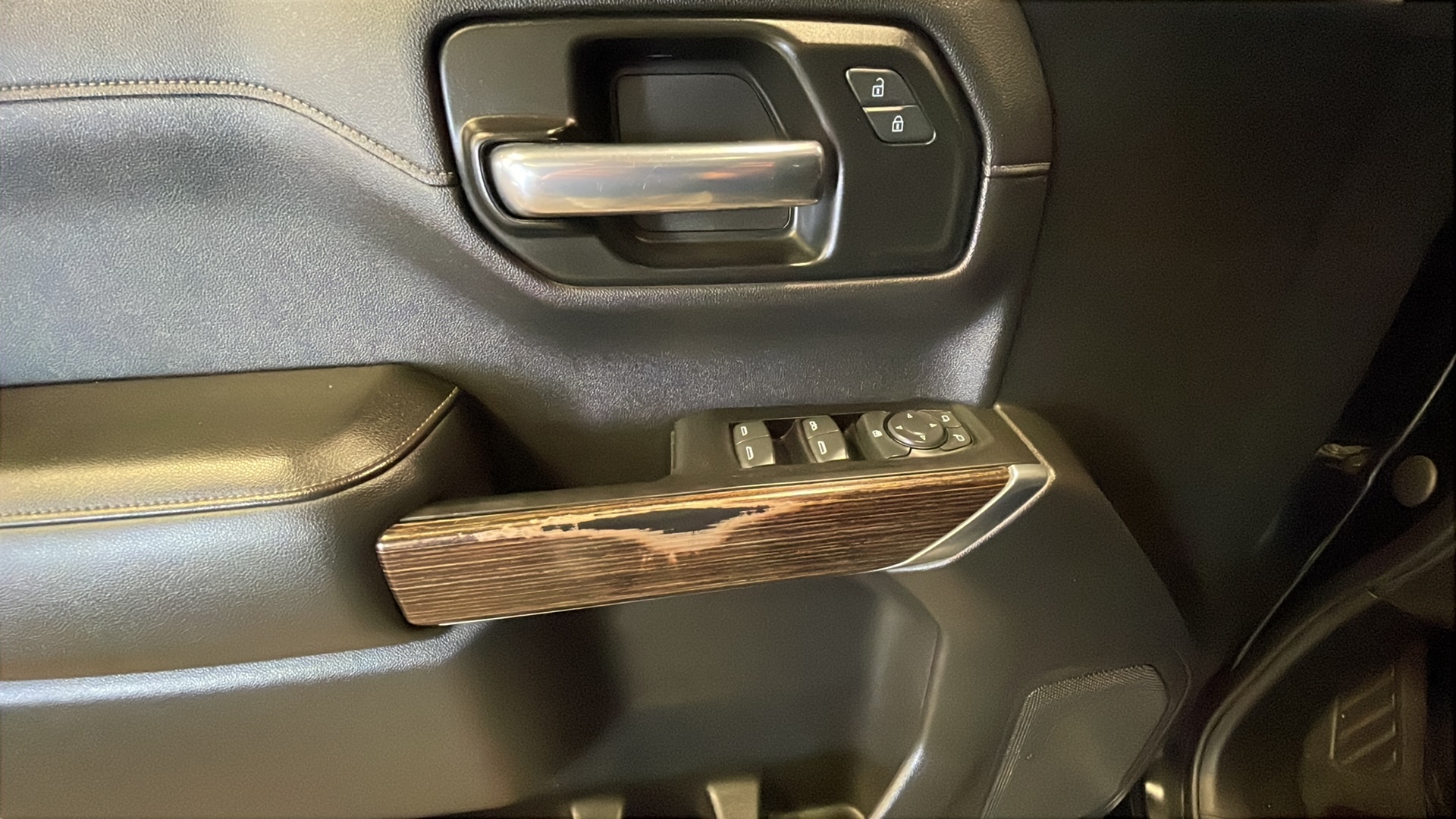 2020 Gmc Sierra 1500 Elevation photo 4