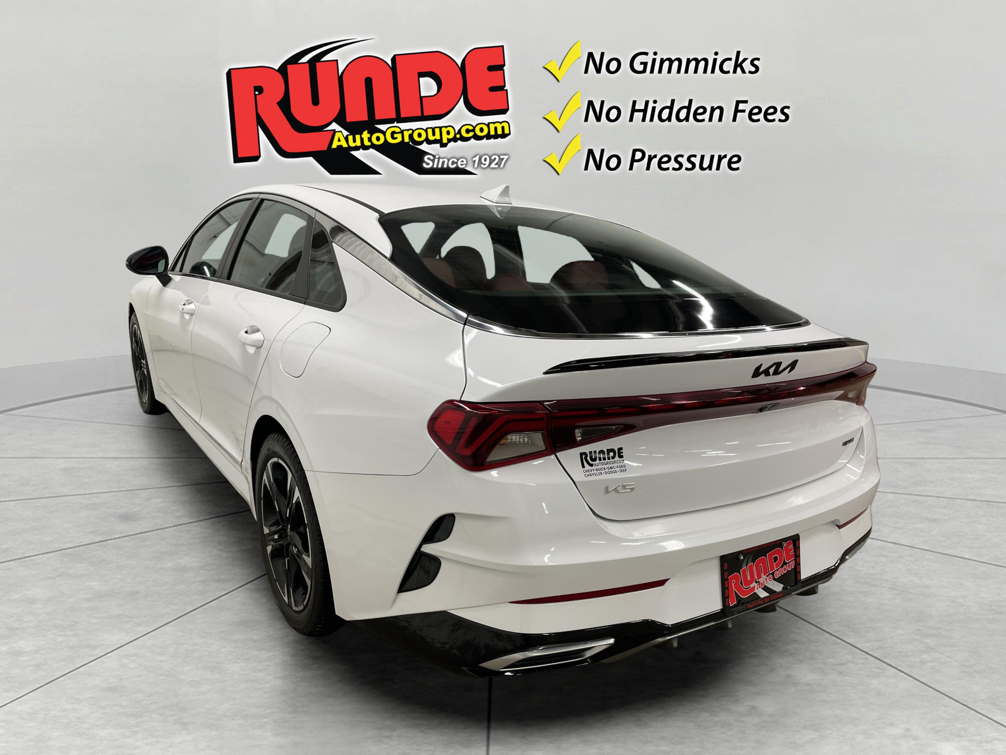 2023 Kia K5 GT-Line photo 3