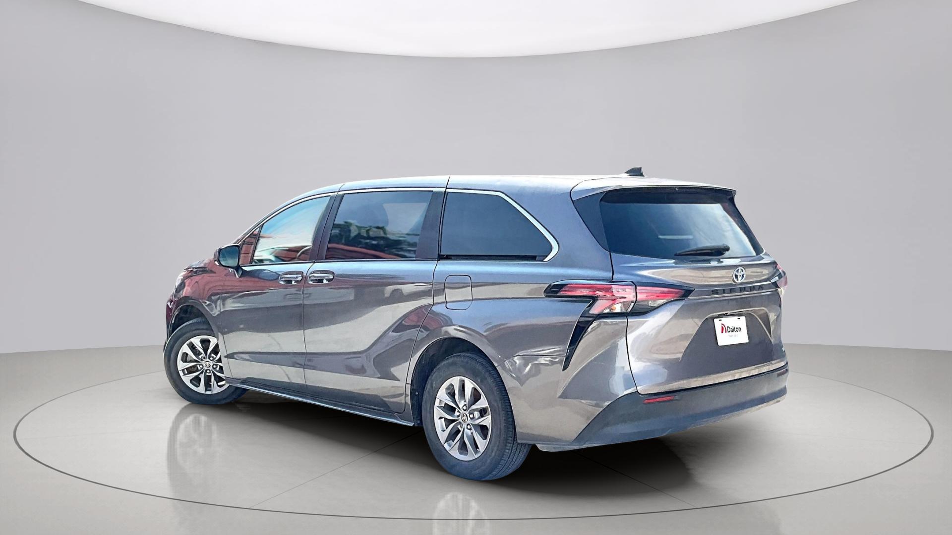 Autos seminuevos - Toyota Sienna 2022