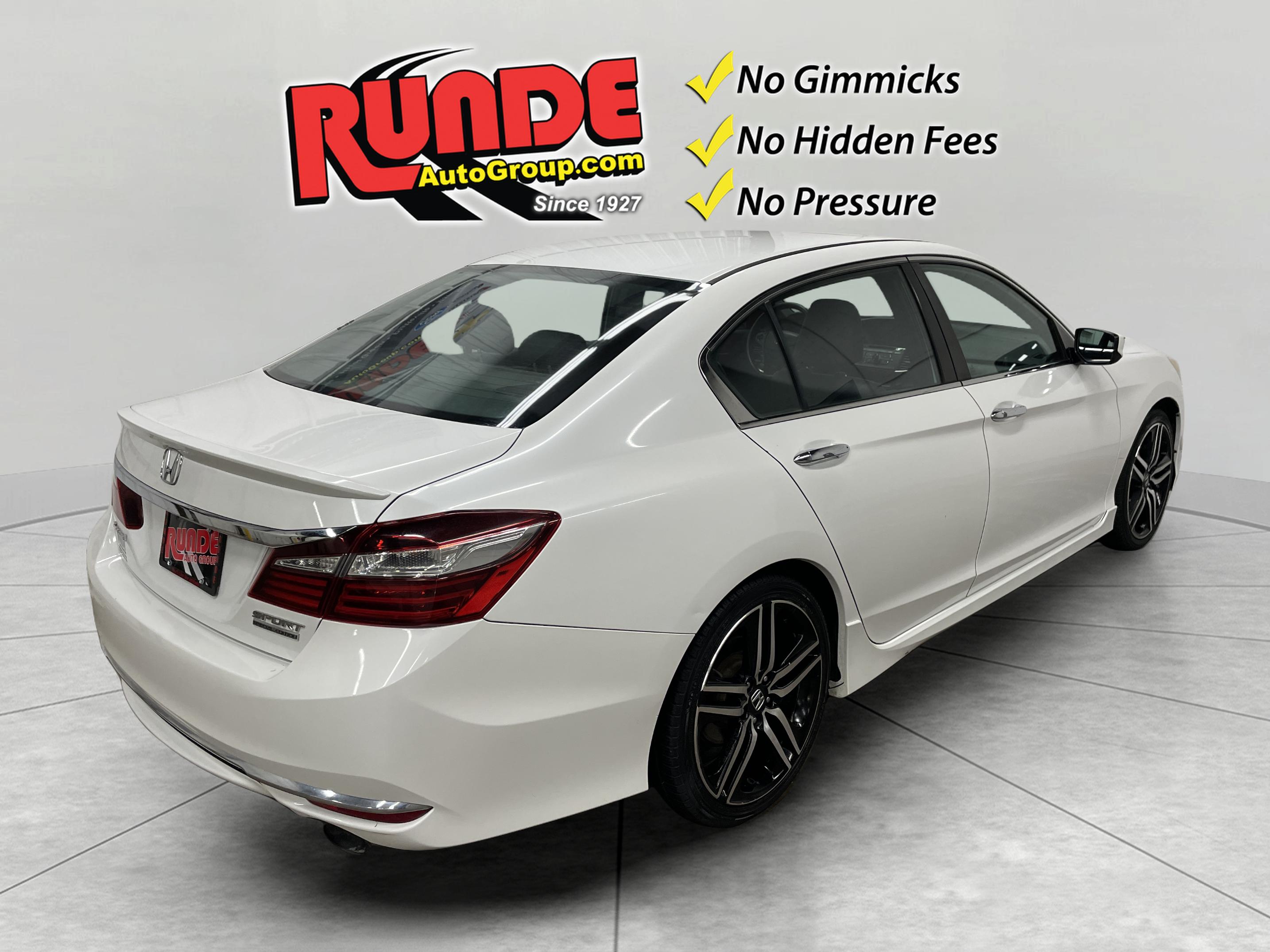 2017 Honda Accord Sport SE photo 4