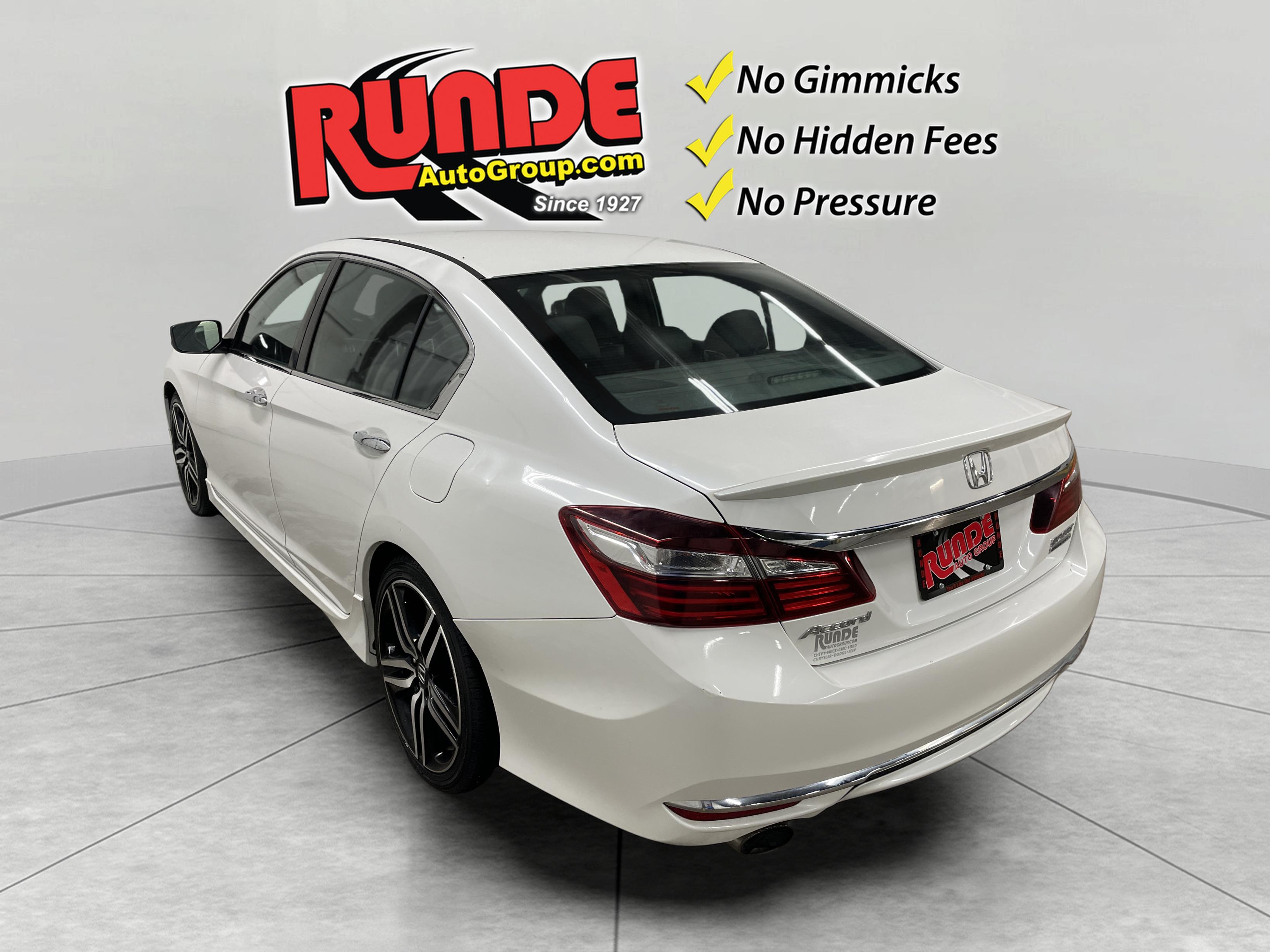 2017 Honda Accord Sport SE photo 2