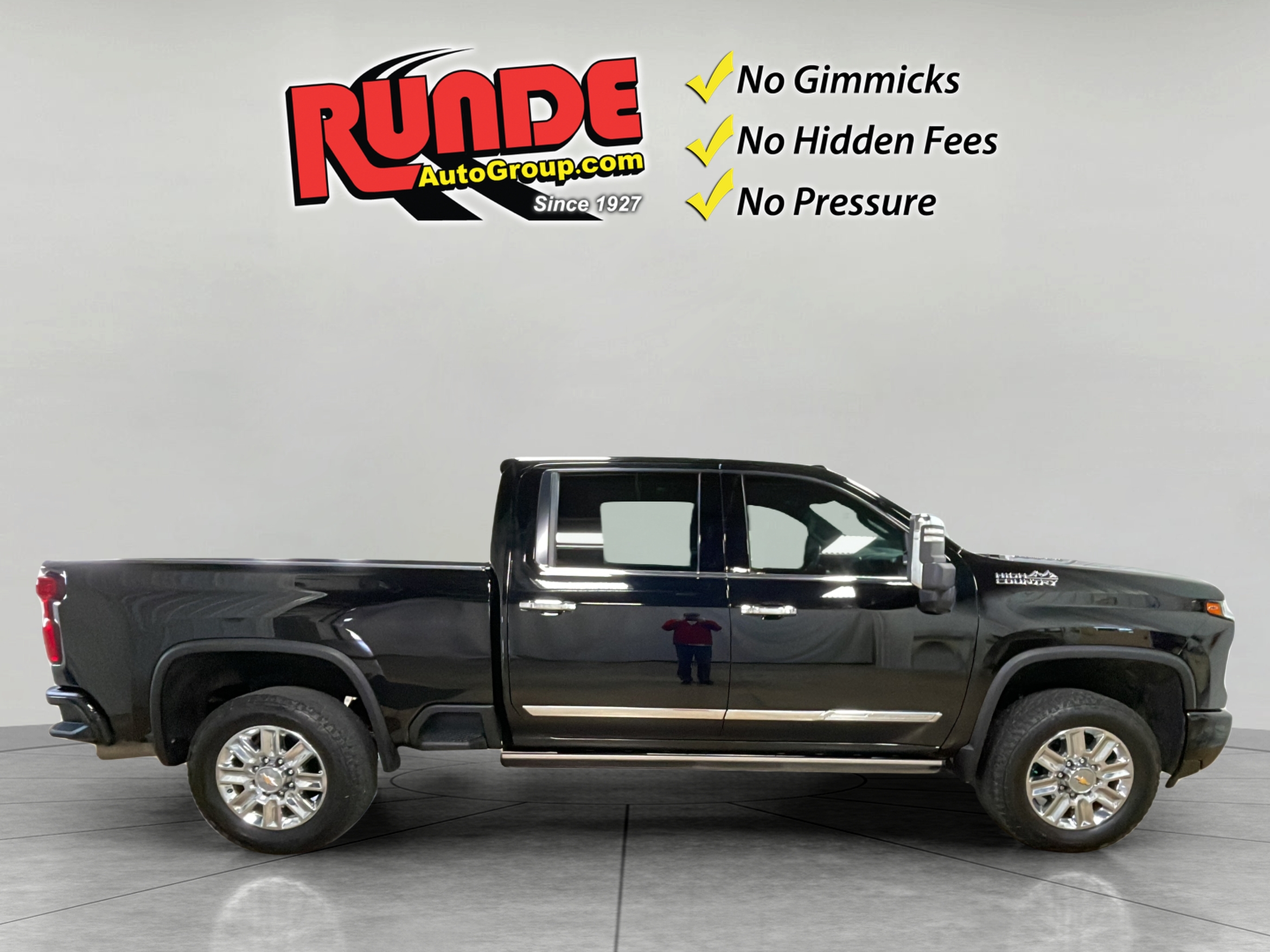 2024 Chevrolet Silverado 3500HD High Country photo 3