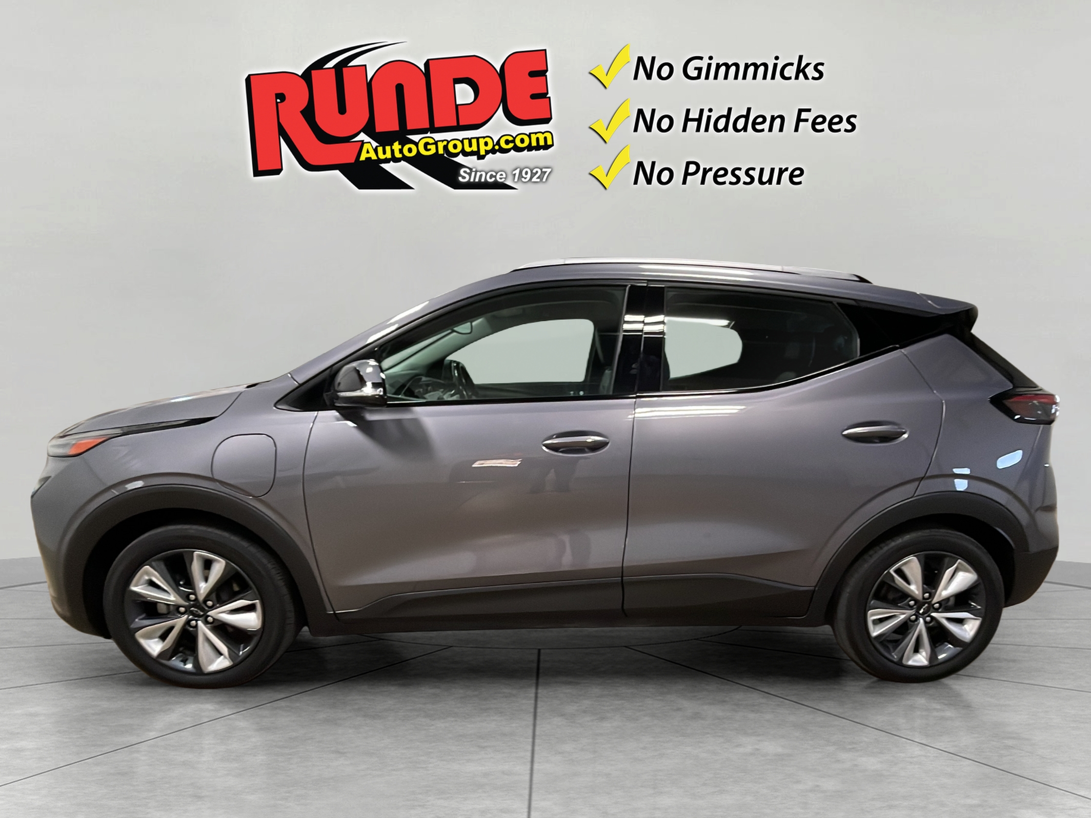 Used 2022 Chevrolet Bolt EUV LT with VIN 1G1FY6S0XN4106158 for sale in East Dubuque, IL