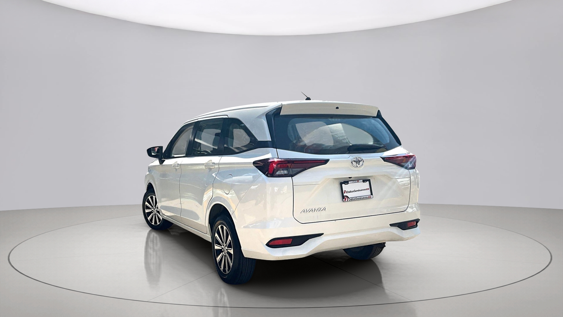 Autos seminuevos - Toyota Avanza 2023