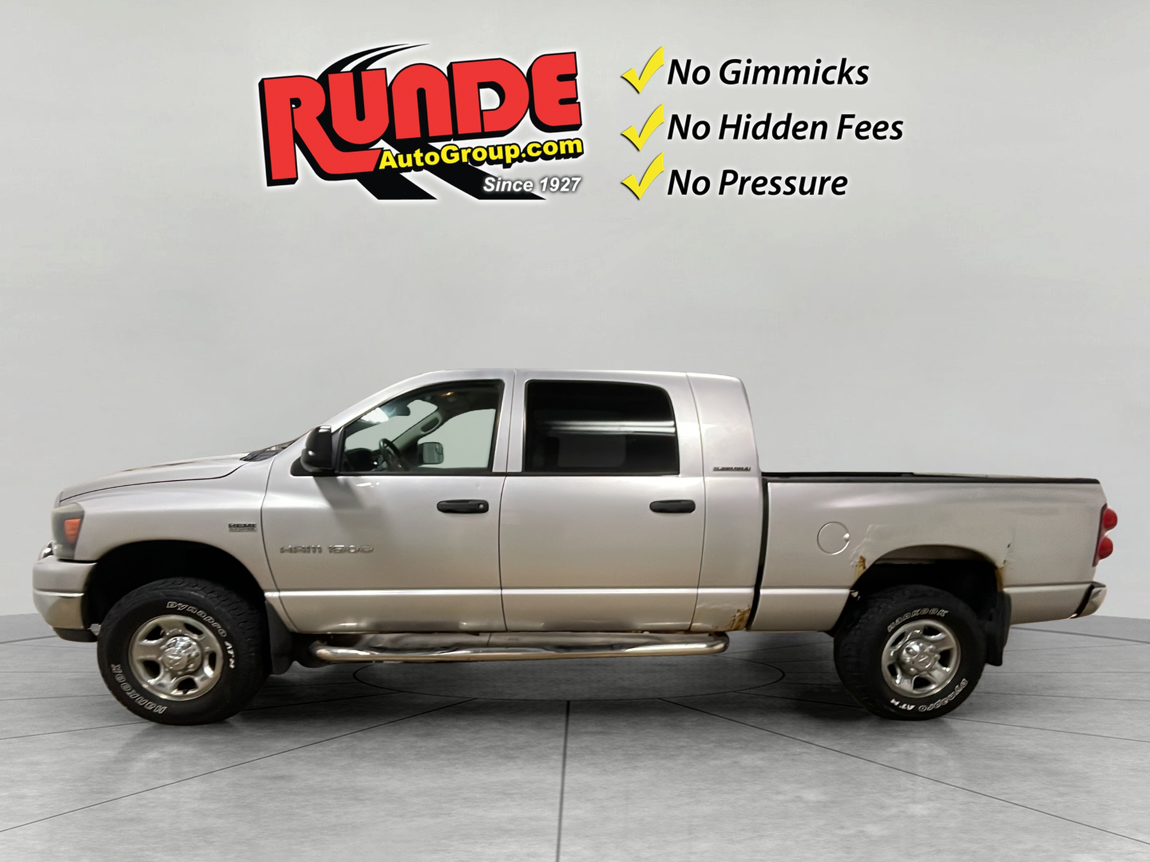 Used 2007 Dodge Ram 1500 Pickup SLT with VIN 3D7KS19D97G771647 for sale in East Dubuque, IL