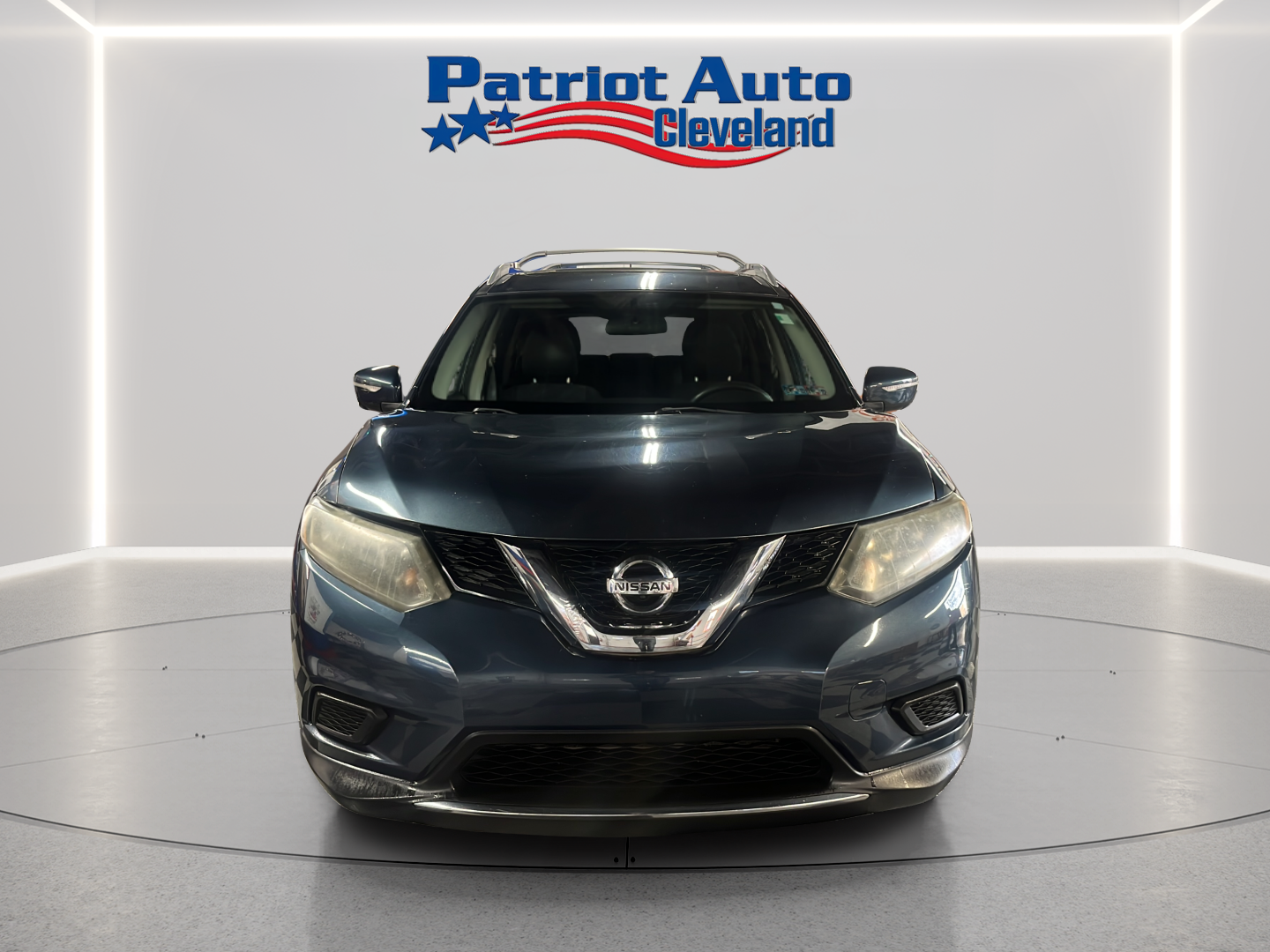 2014 Nissan Rogue SV's photo