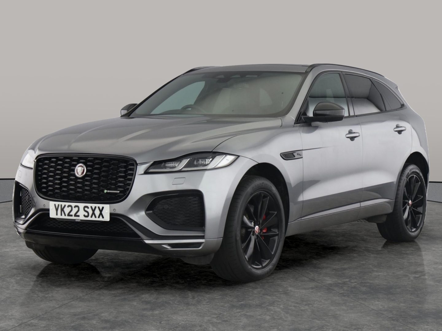 Jaguar F-PACE