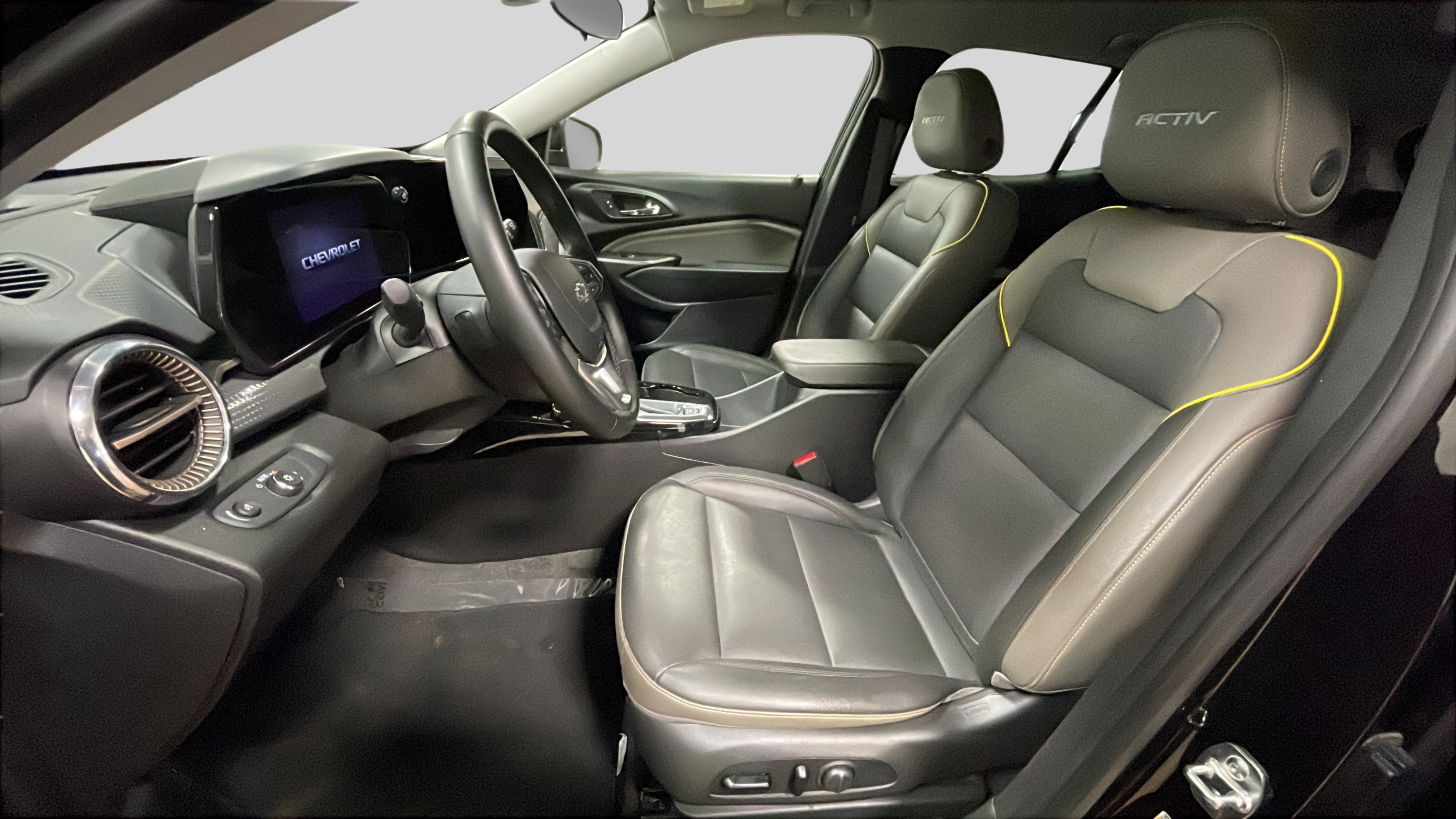 2025 Chevrolet Trax Activ - Photo 11