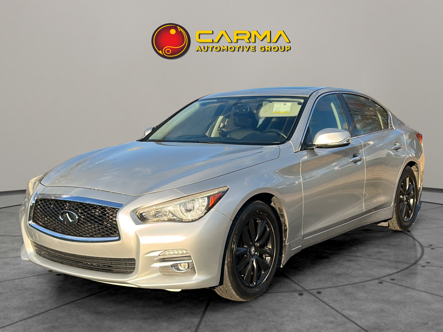 2015 INFINITI Q50 Premium's photo