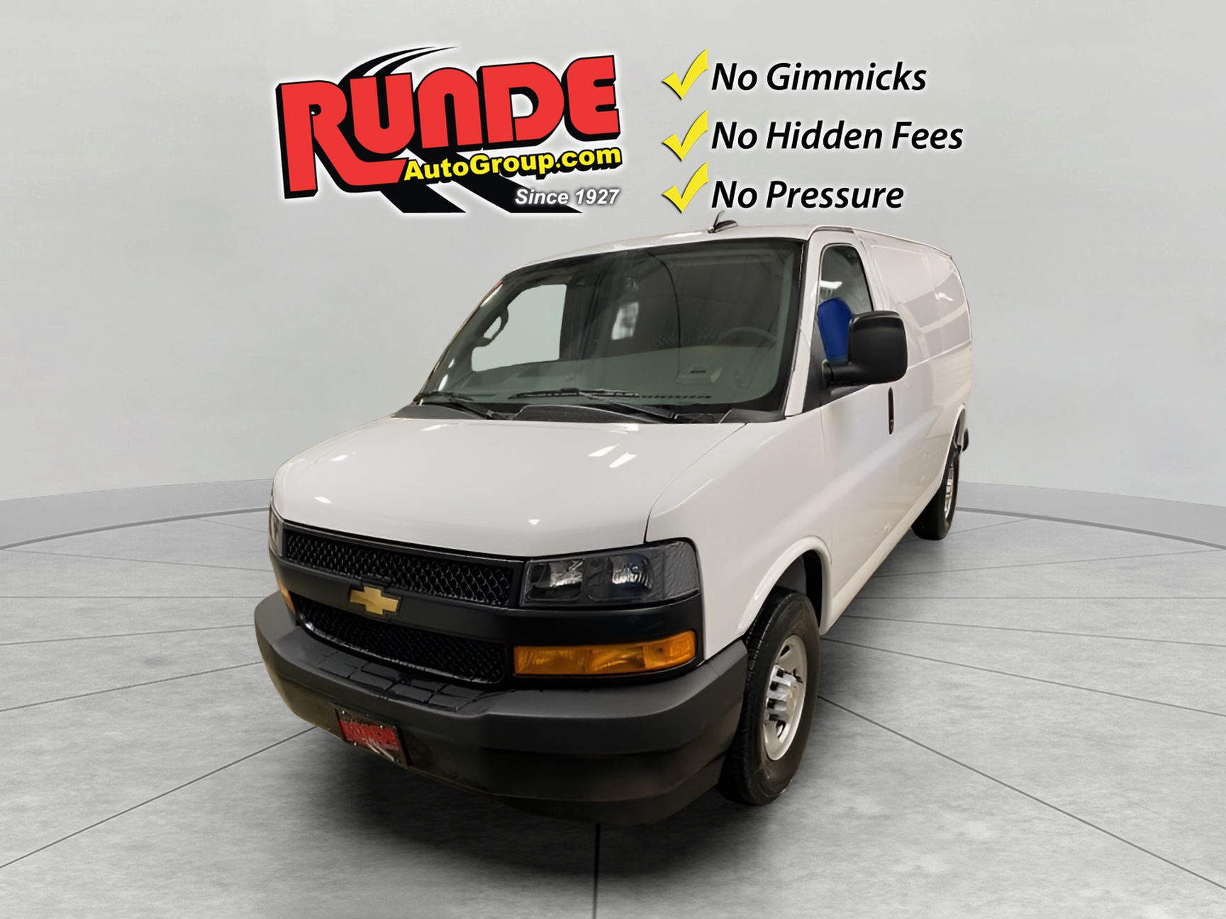 2025 Chevrolet Express 2500 Work Van HD's photo