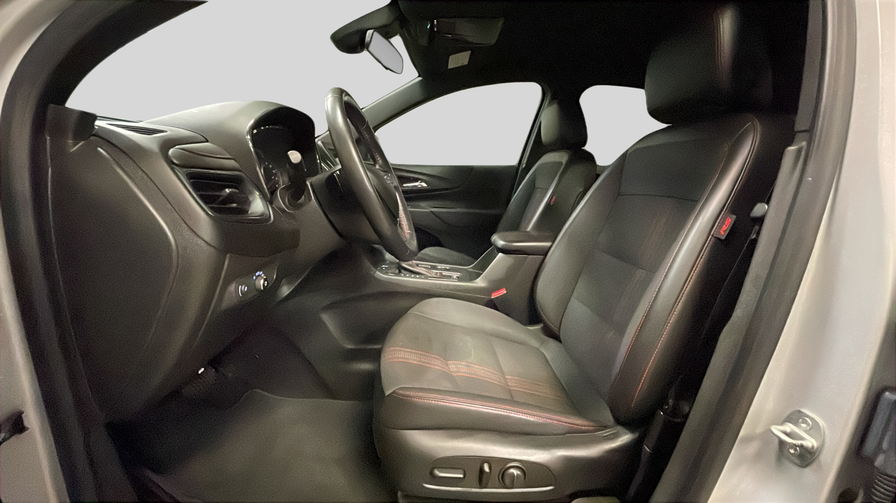 2022 Chevrolet Equinox RS - Photo 11