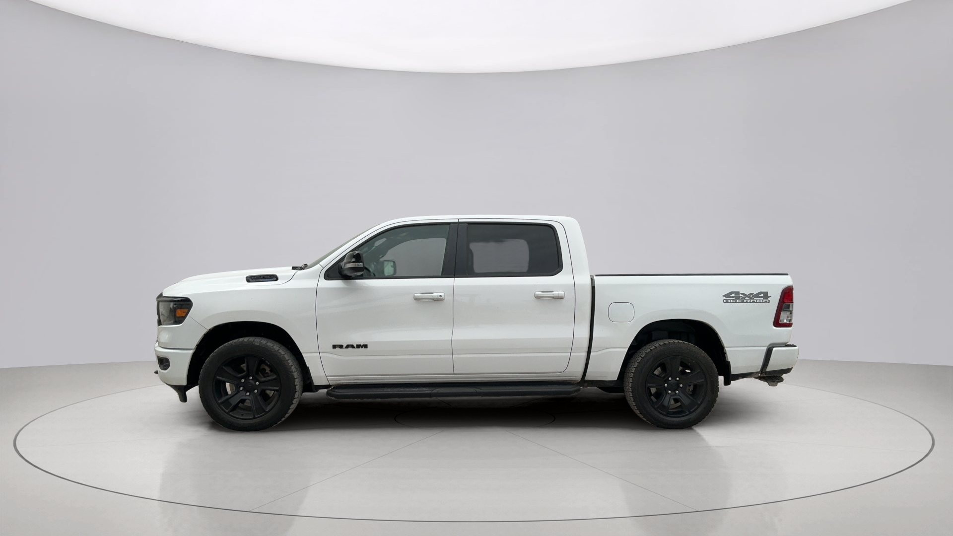 Autos seminuevos - Dodge Ram-1500 2021