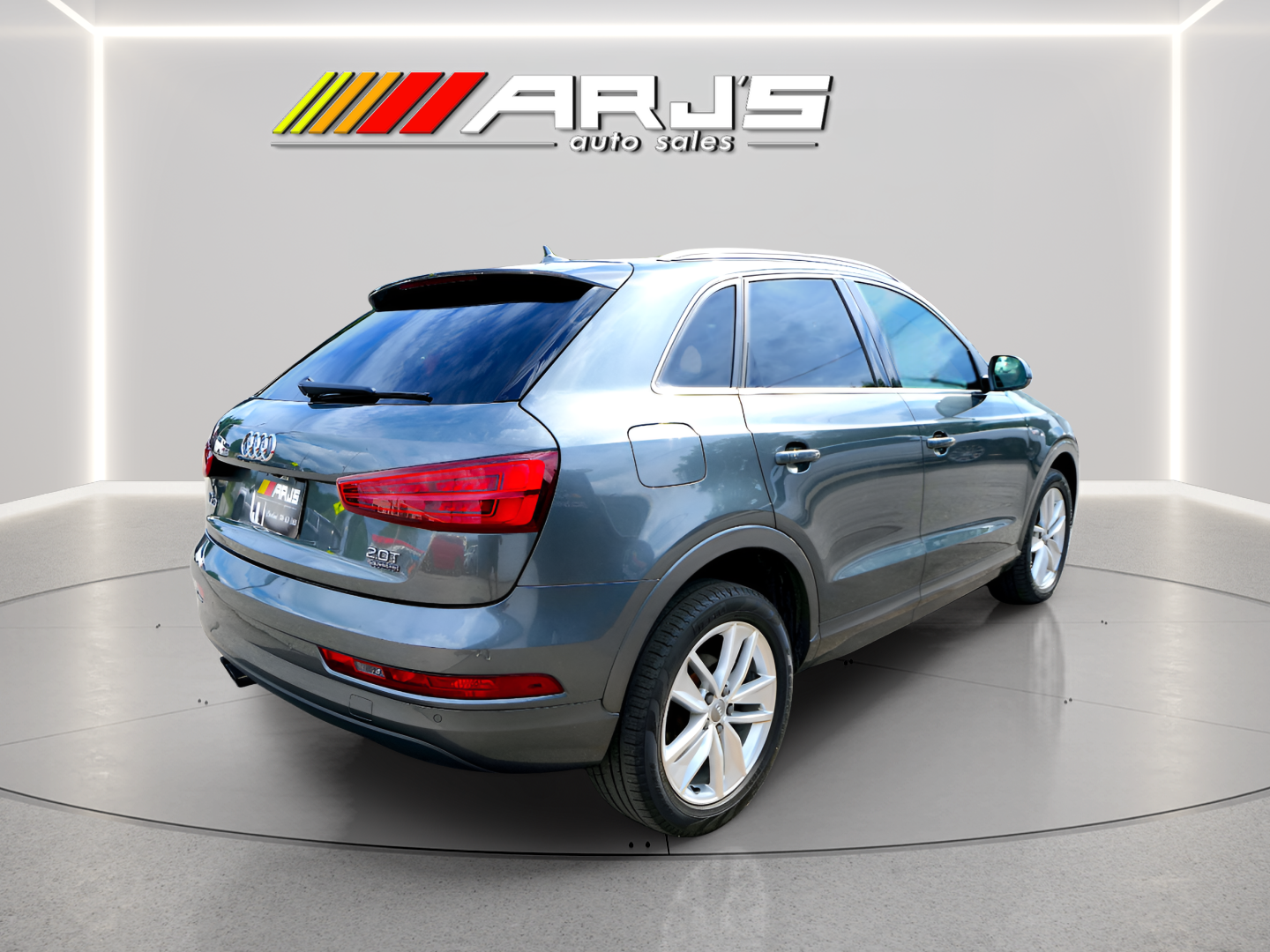 View vehicle photo 5