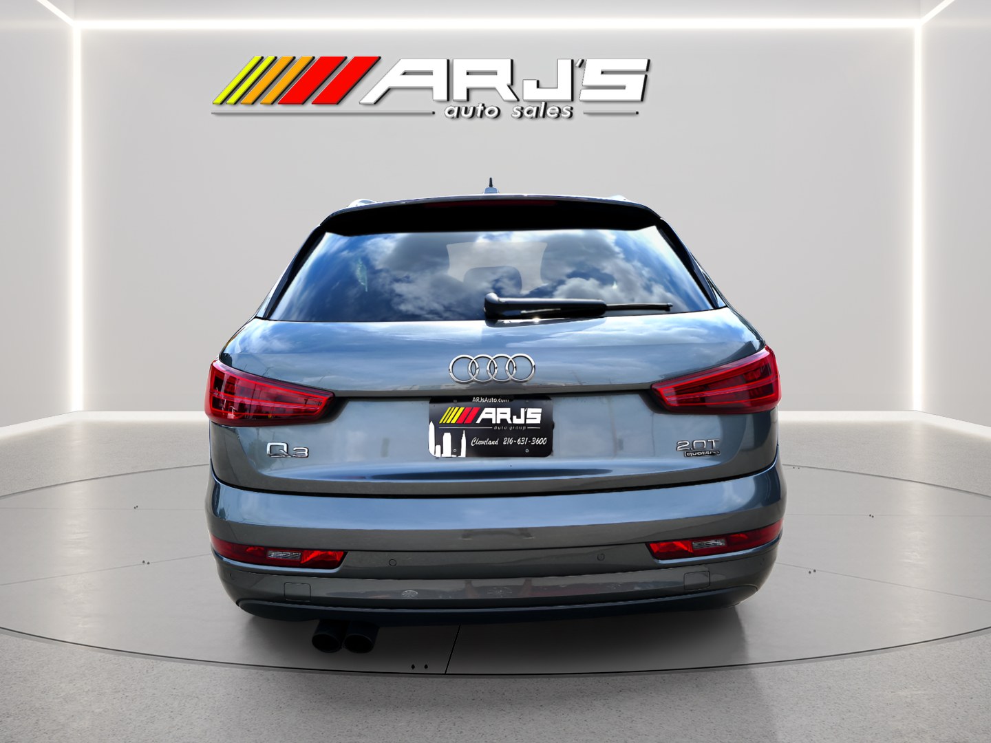 View vehicle photo 4