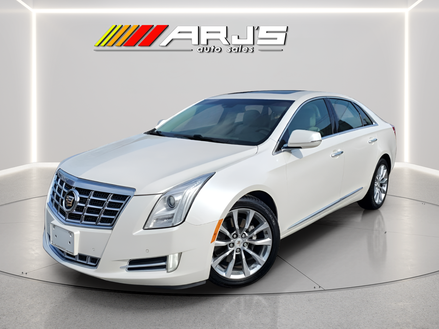 2015 Cadillac XTS 3.6L AWD Premium Collection's photo