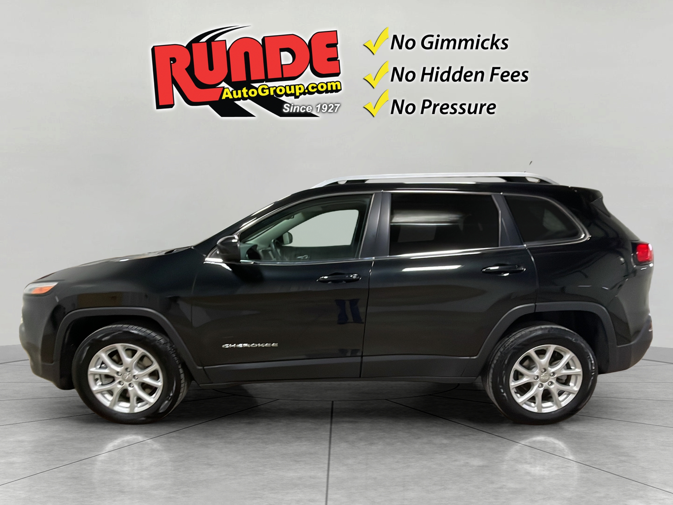 Used 2014 Jeep Cherokee Latitude with VIN 1C4PJLCB4EW149557 for sale in East Dubuque, IL