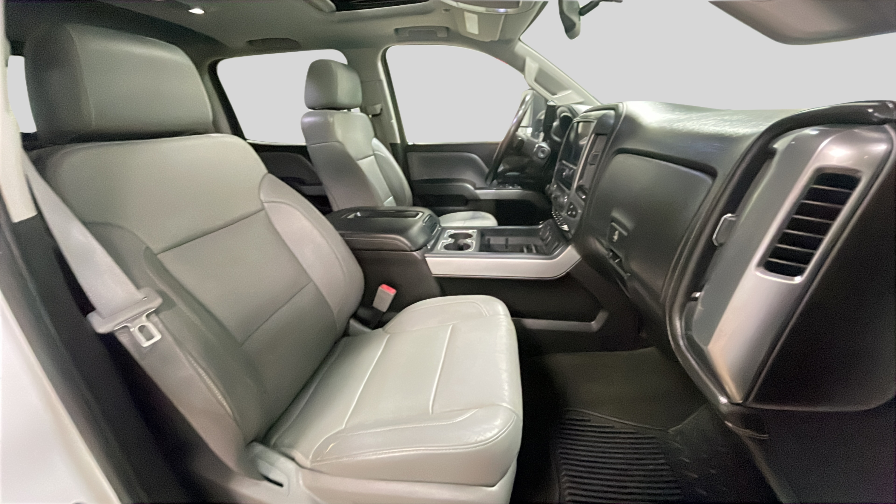 2015 Chevrolet Silverado 2500HD LTZ - Photo 17