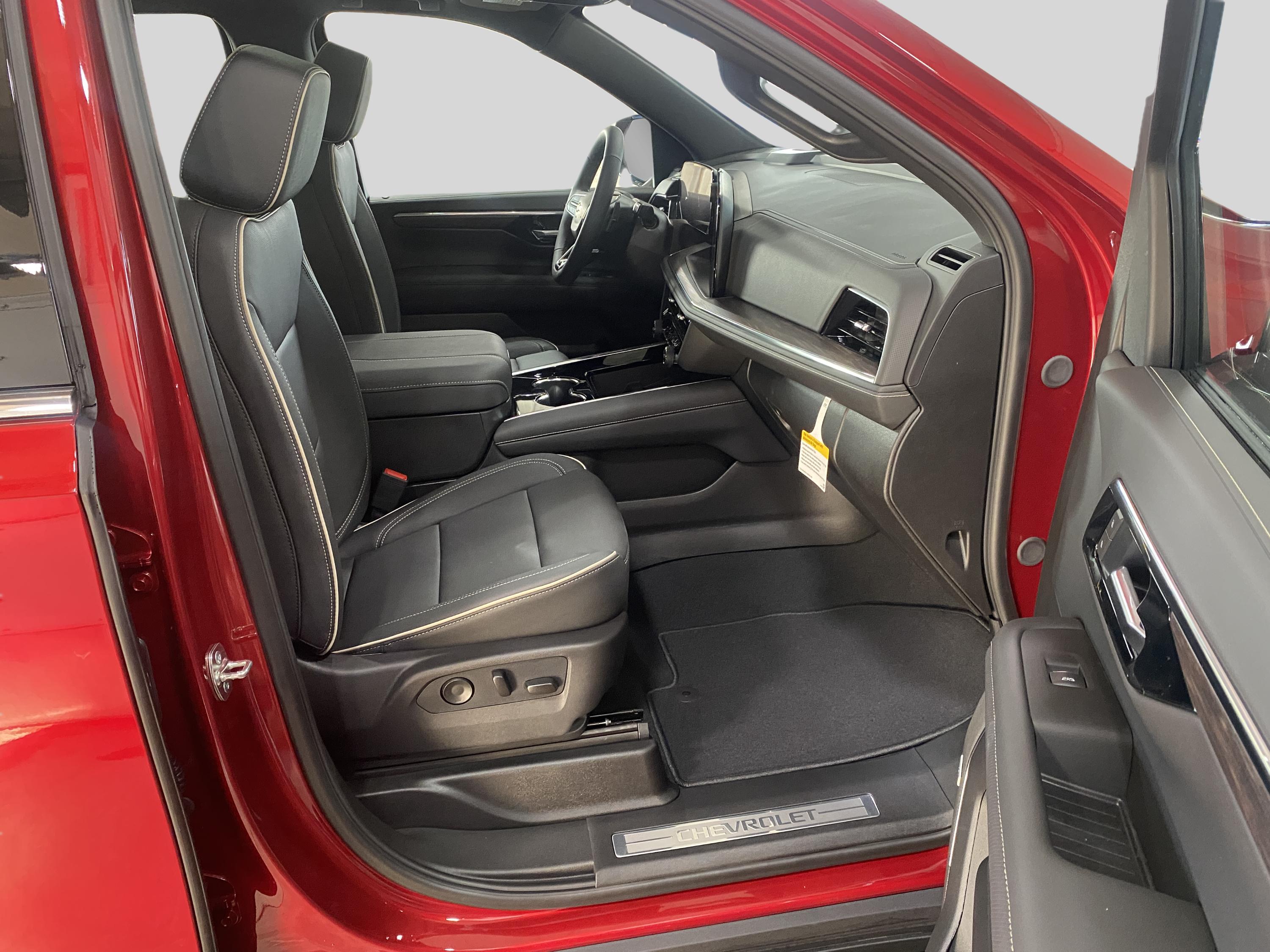 2026 Chevrolet Tahoe Premier - Photo 17