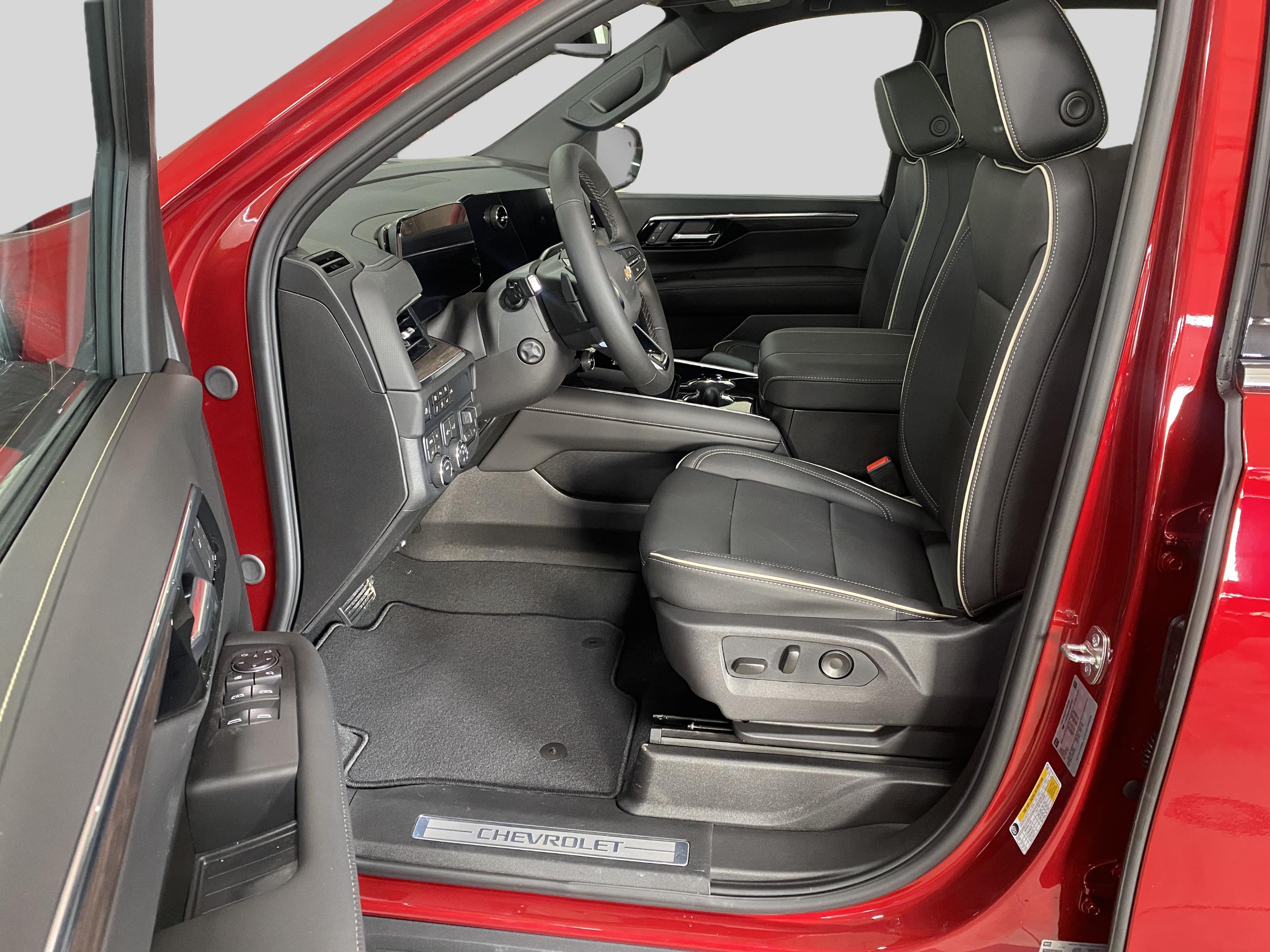 2026 Chevrolet Tahoe Premier - Photo 16