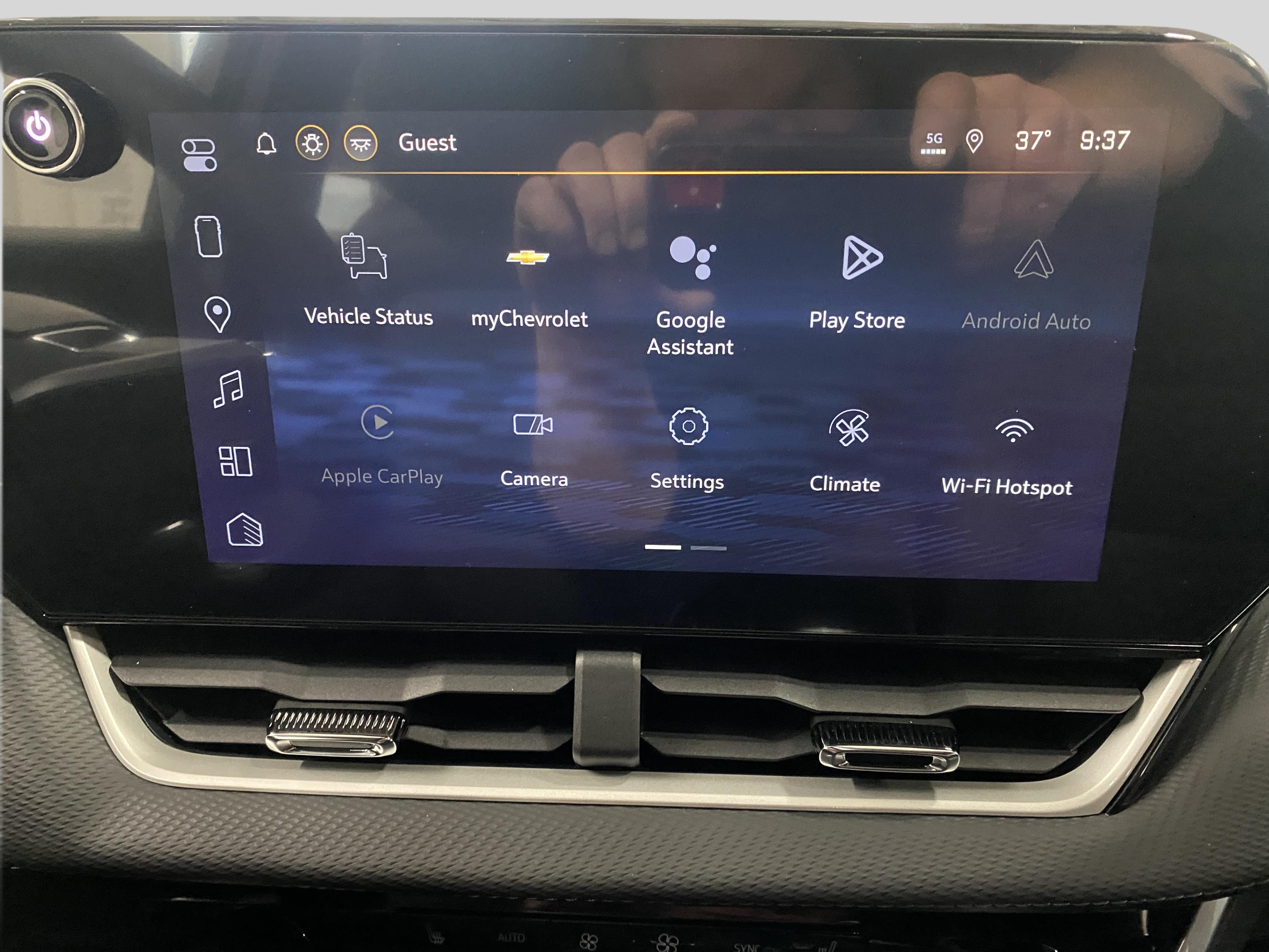 2026 Chevrolet Equinox LT - Photo 9