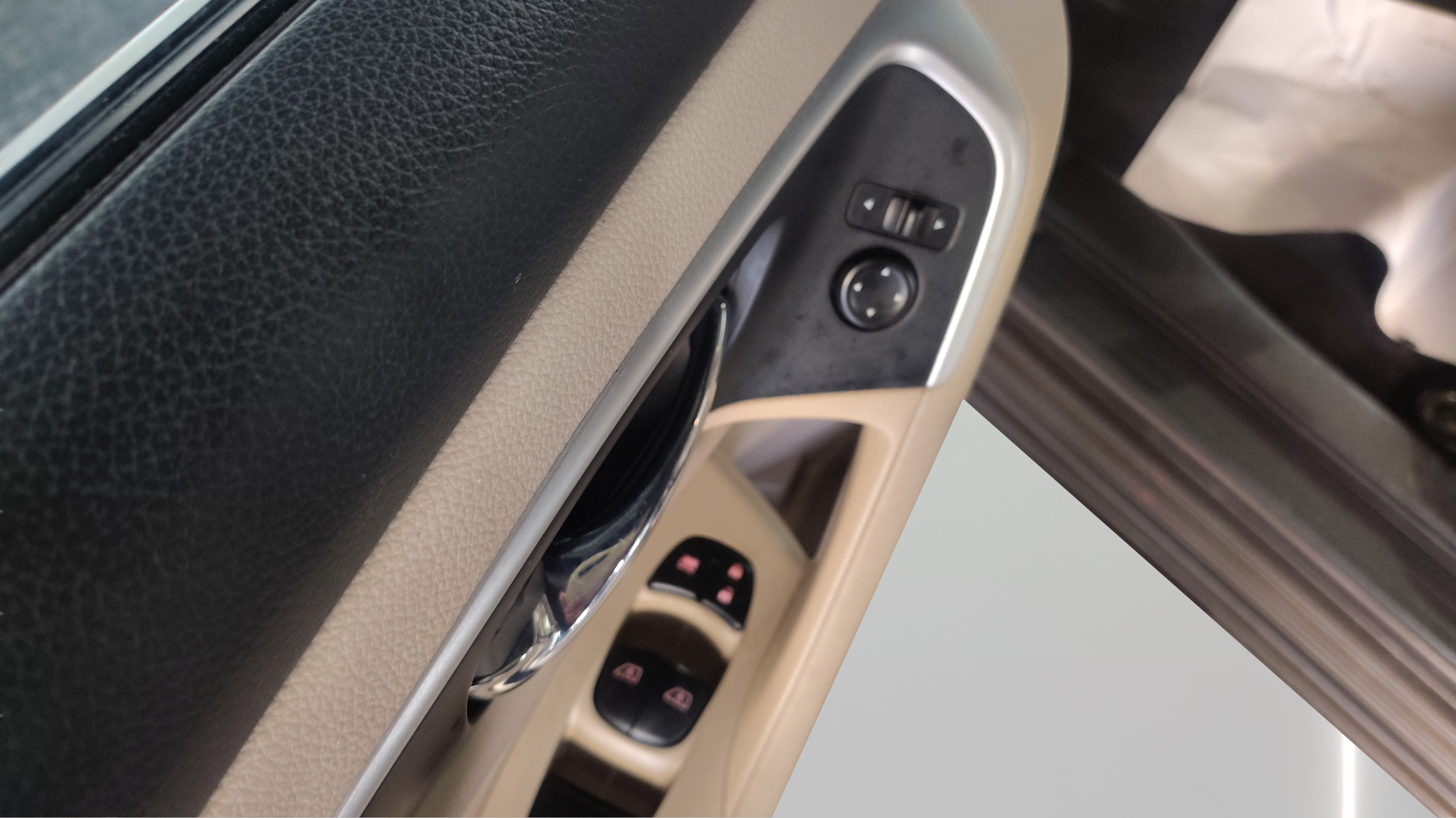 2016 Nissan Altima SL - Photo 23