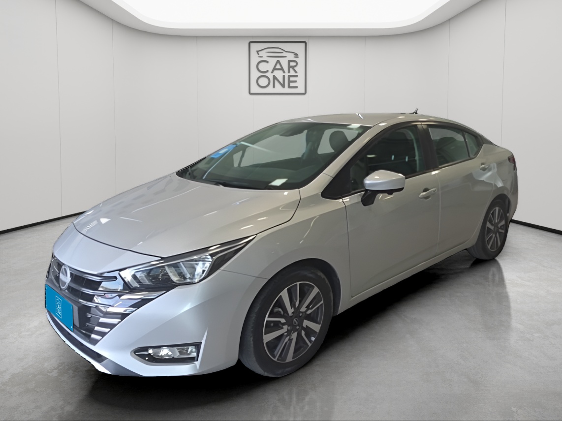 Nissan Versa Advance