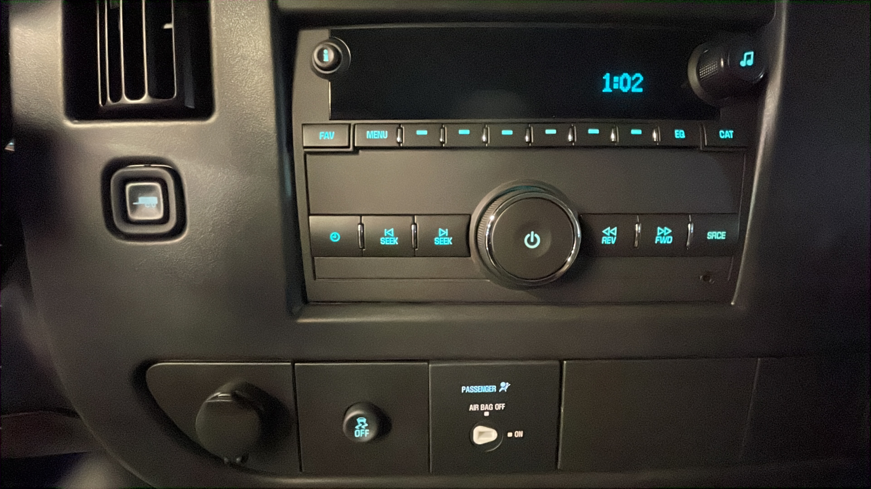 2026 Chevrolet Express Cargo Work Van - Photo 11