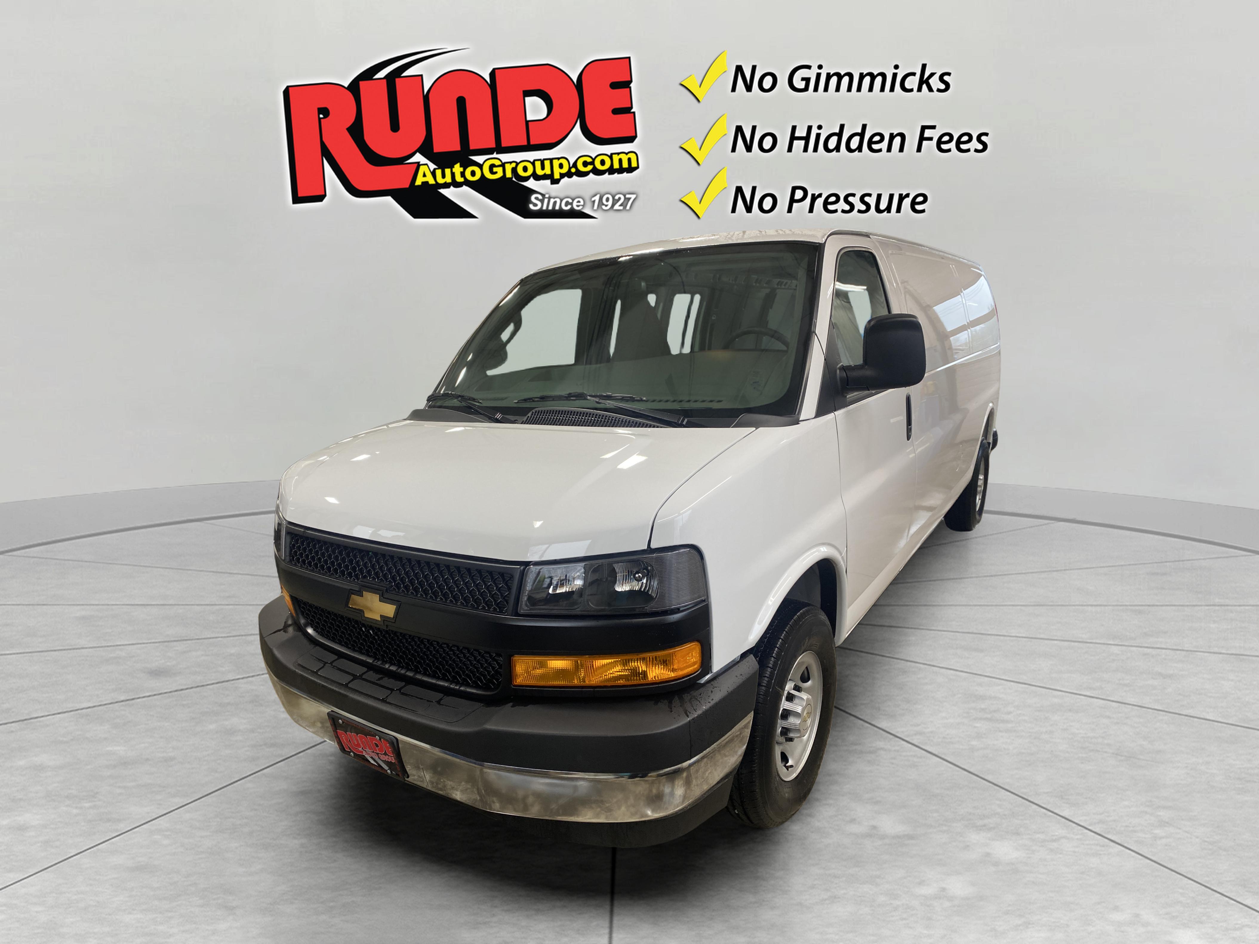 2026 Chevrolet Express Cargo Work Van - Photo 3