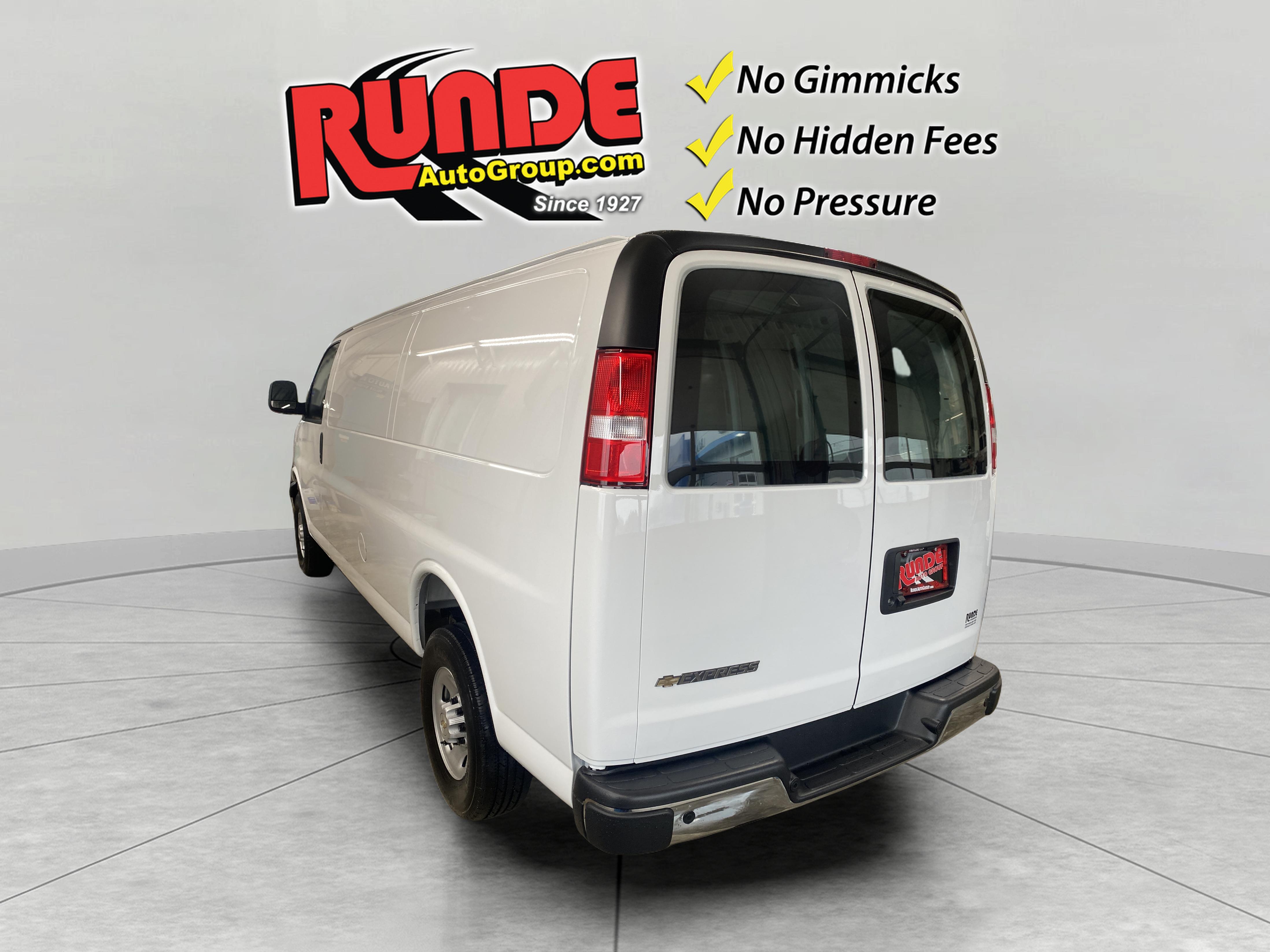 2026 Chevrolet Express Cargo Work Van - Photo 4