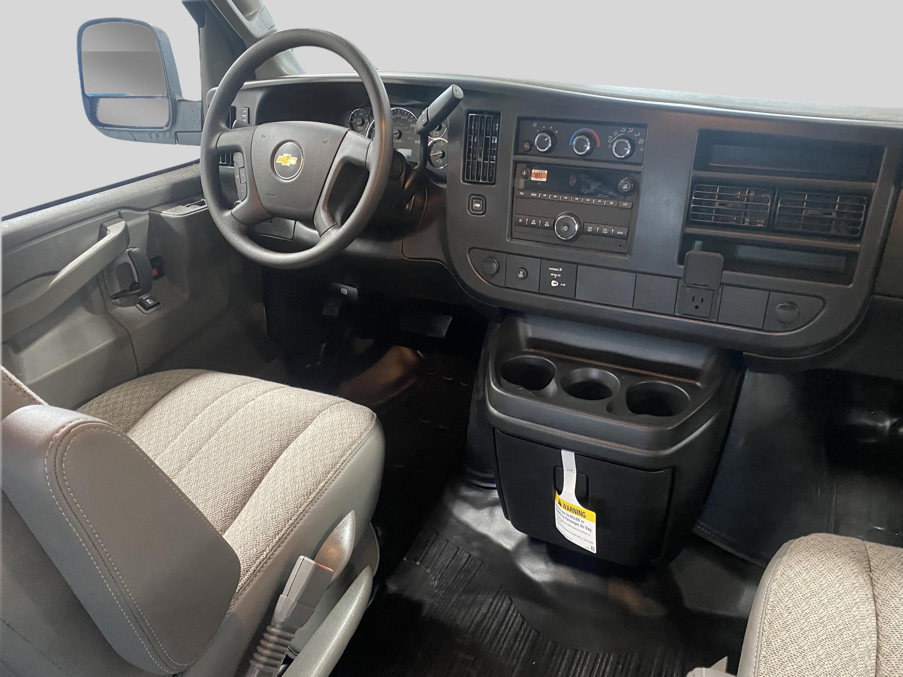 2026 Chevrolet Express Cargo Work Van - Photo 10