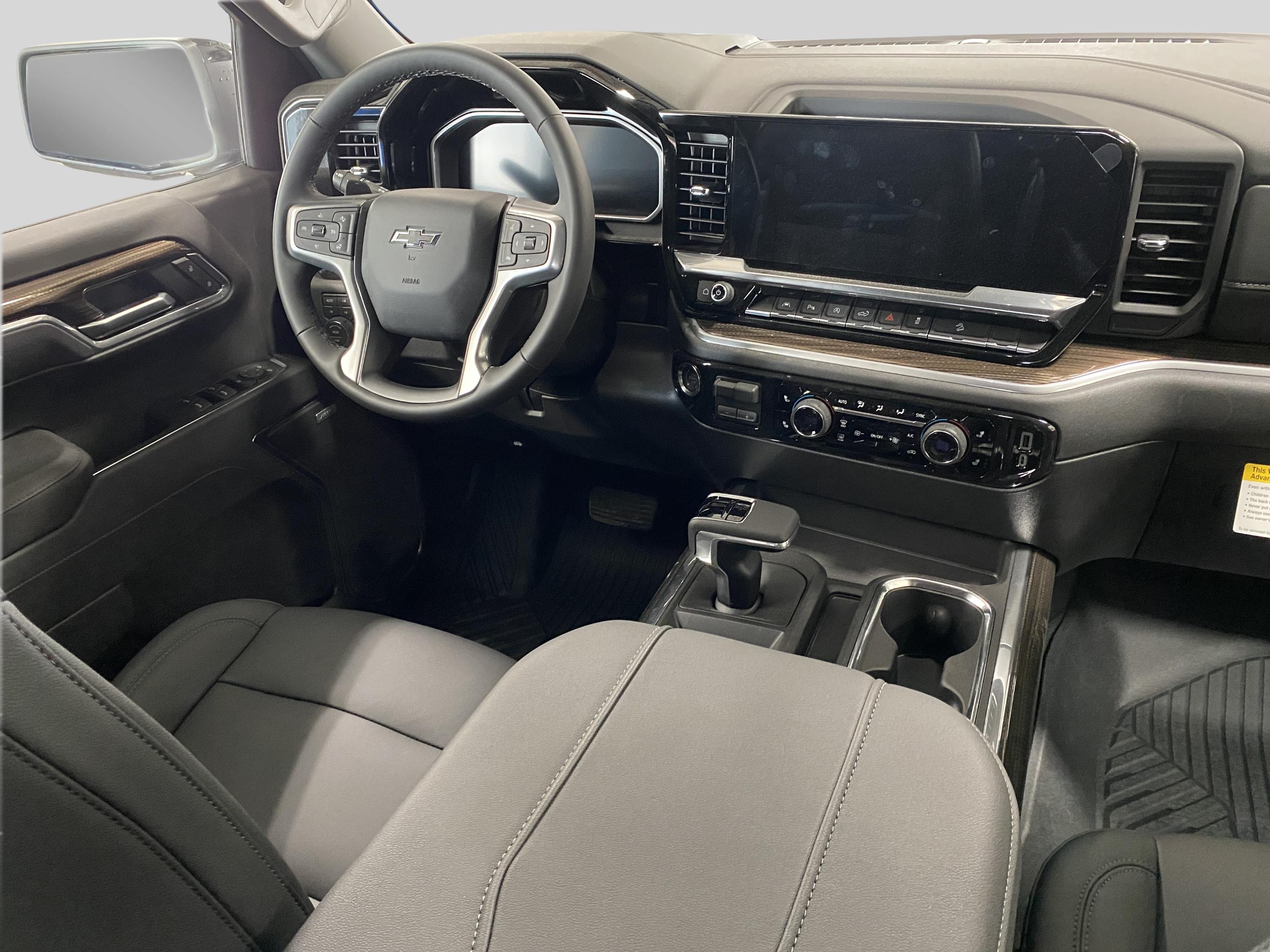 2026 Chevrolet Silverado 1500 LT Trail Boss - Photo 8