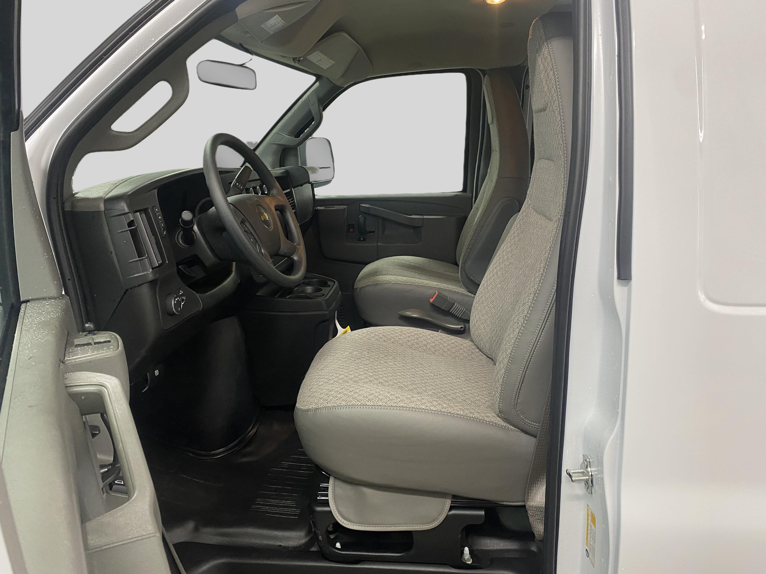2026 Chevrolet Express Cargo Work Van - Photo 14