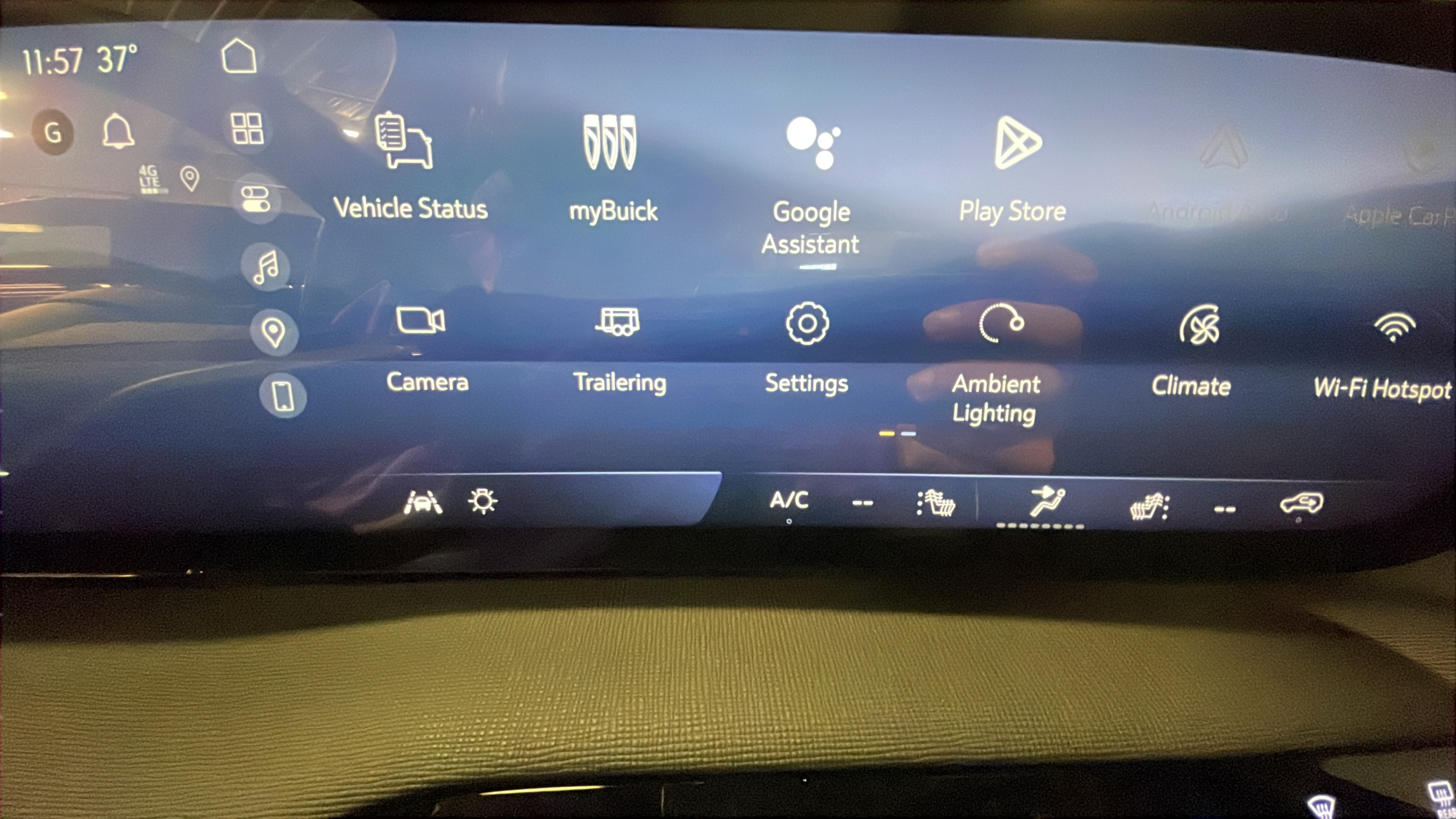 2026 Buick Enclave Preferred - Photo 13