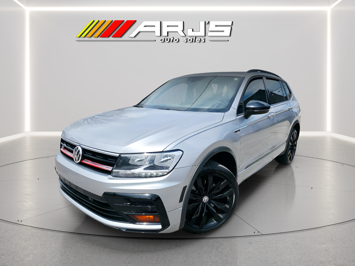 2020 Volkswagen Tiguan 2.0T SE R-Line Black 4WD's photo