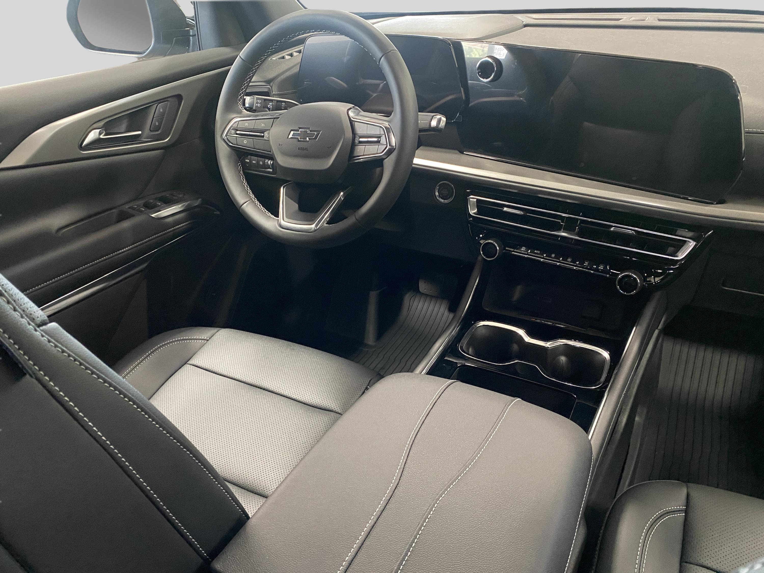 2026 Chevrolet Traverse LT - Photo 10