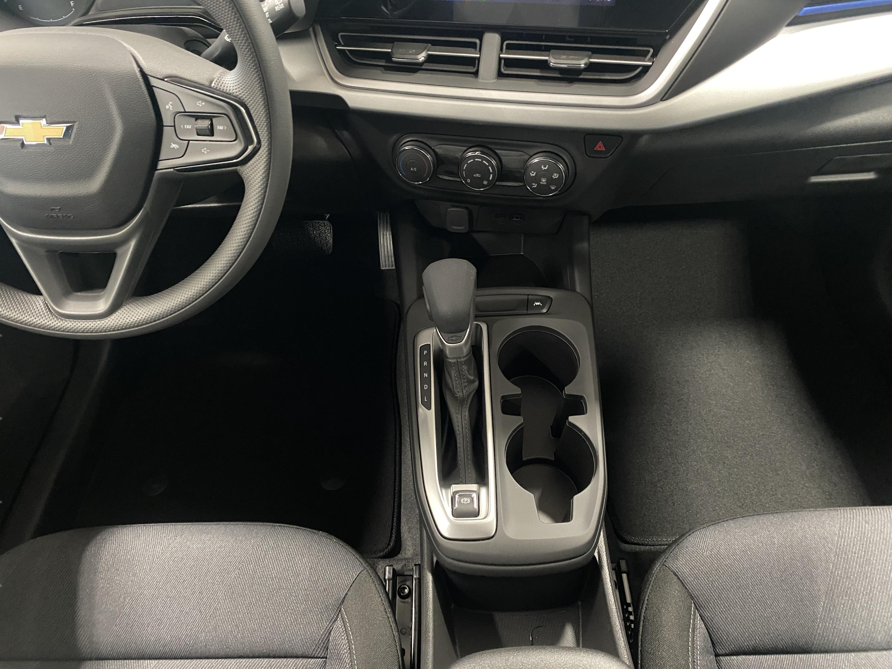 2026 Chevrolet Trax LS - Photo 10