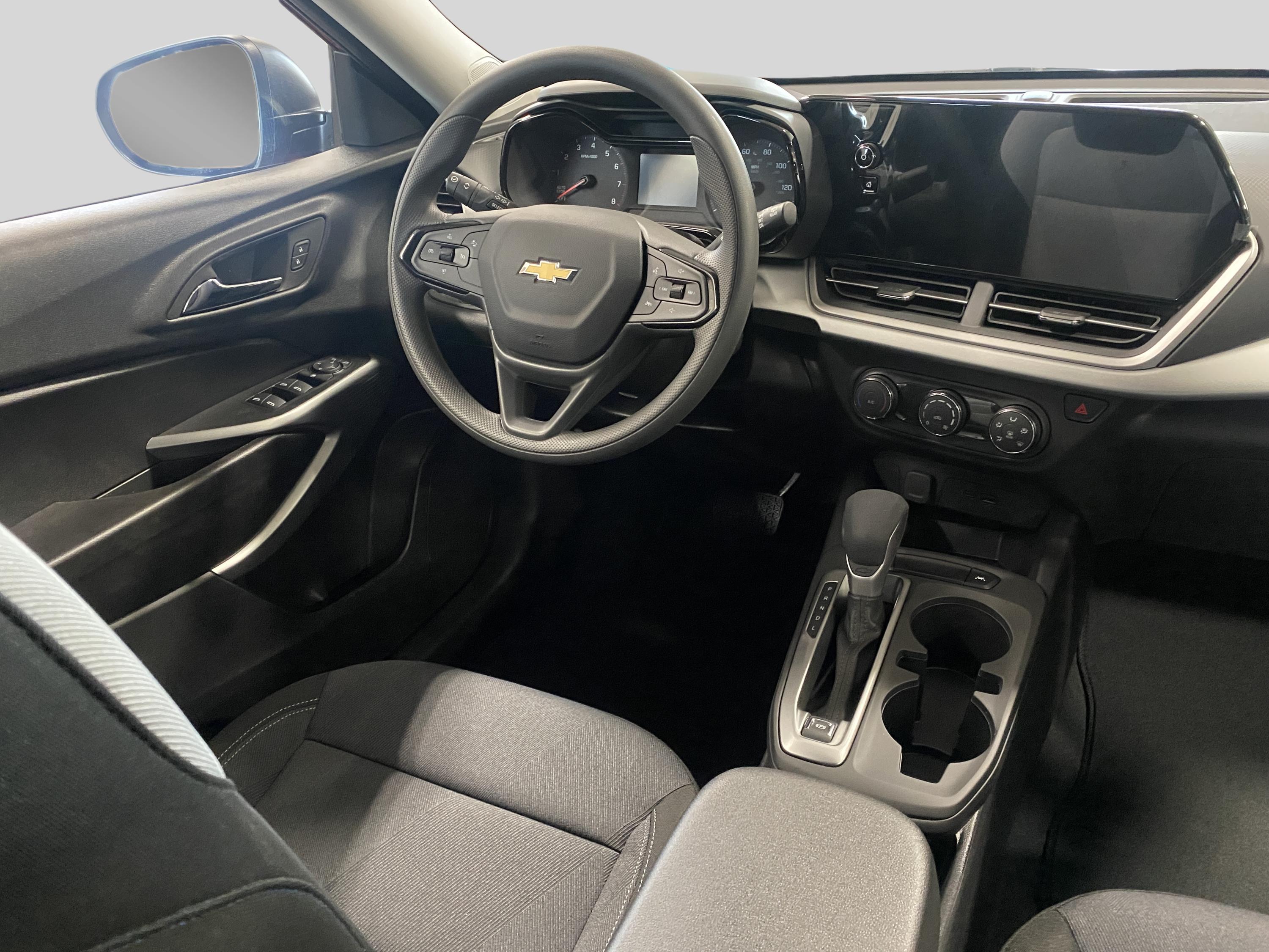 2026 Chevrolet Trax LS - Photo 8