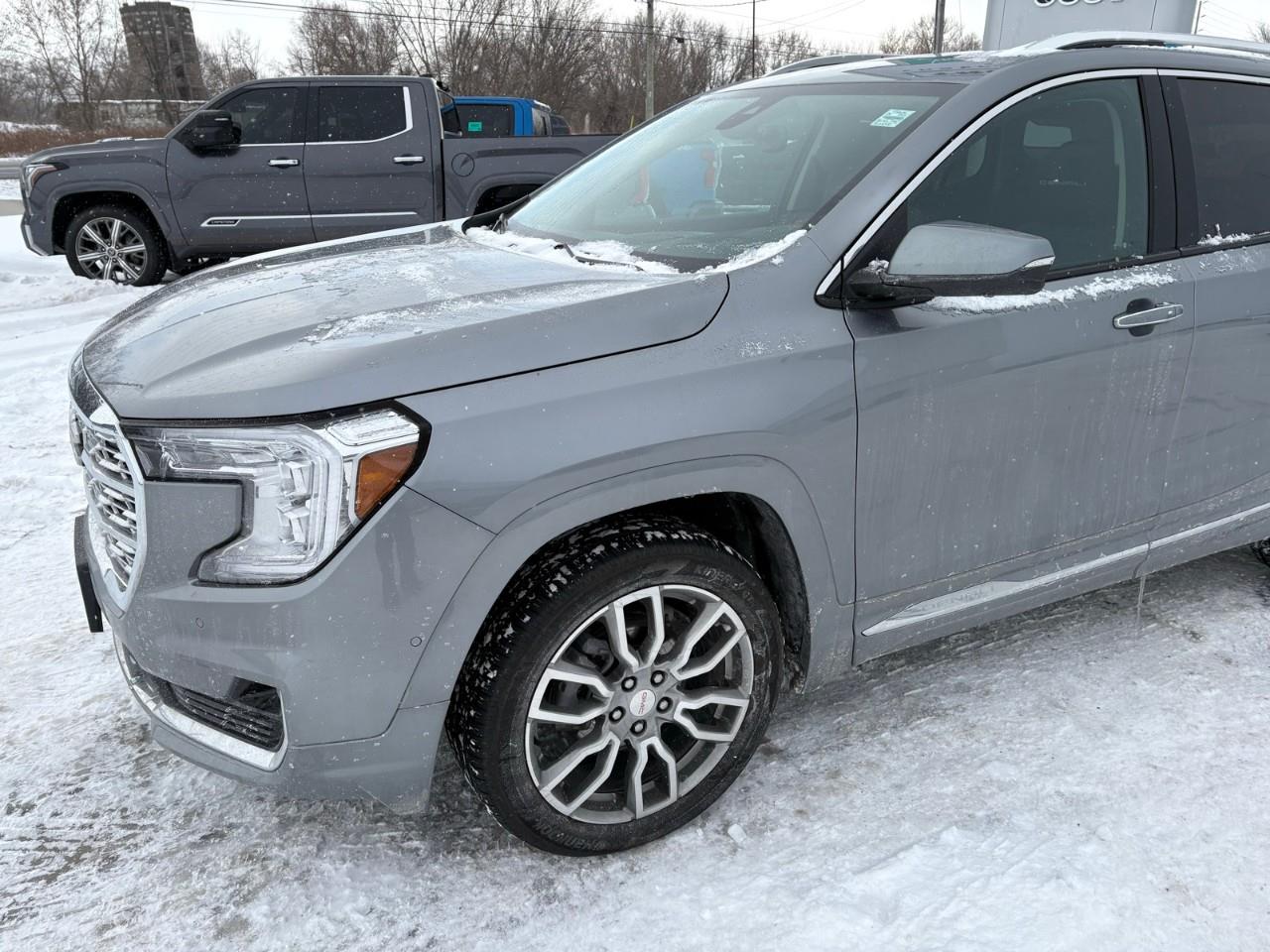 2024 GMC TERRAIN DENALI — photo 8