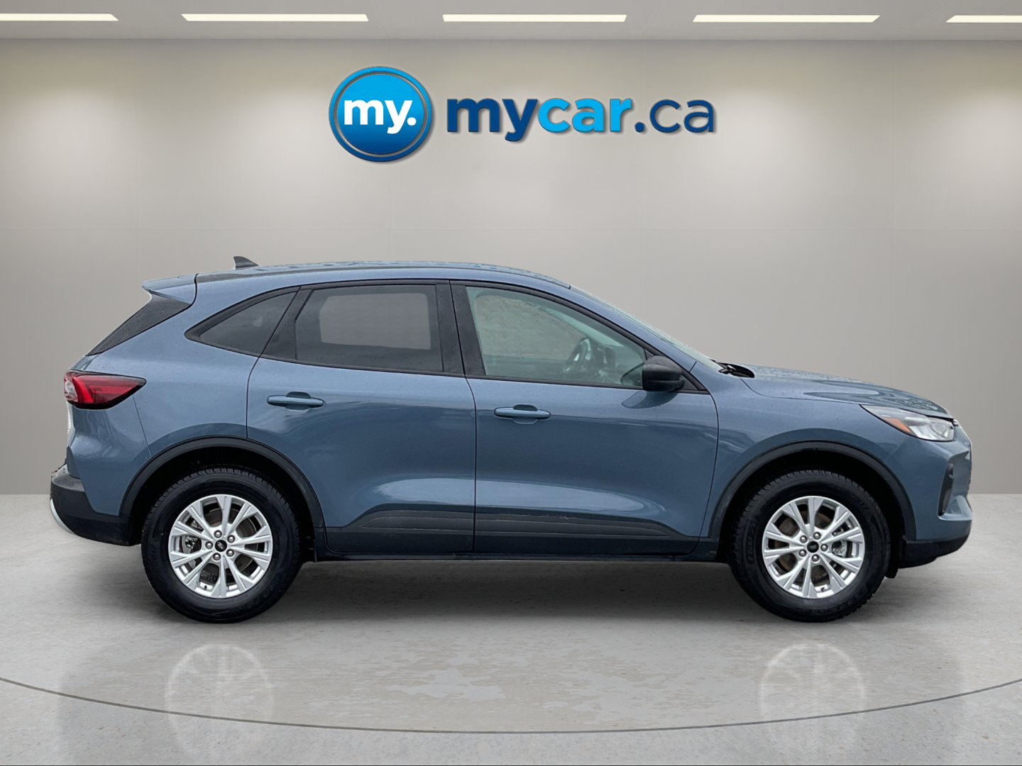 2025 FORD ESCAPE ACTIVE — photo 2