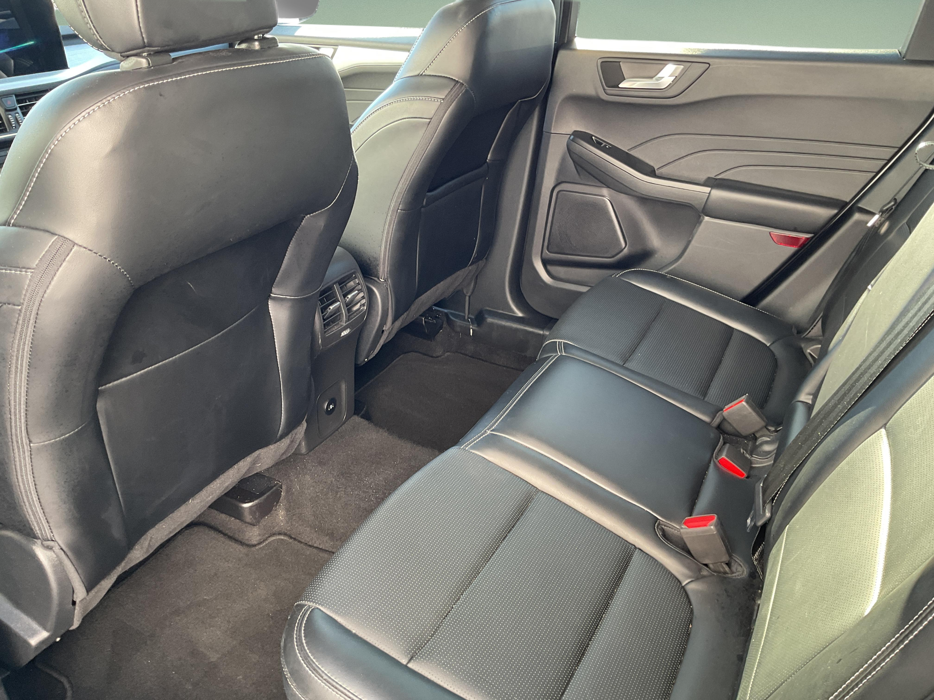 2025 FORD ESCAPE PLATINUM — photo 8