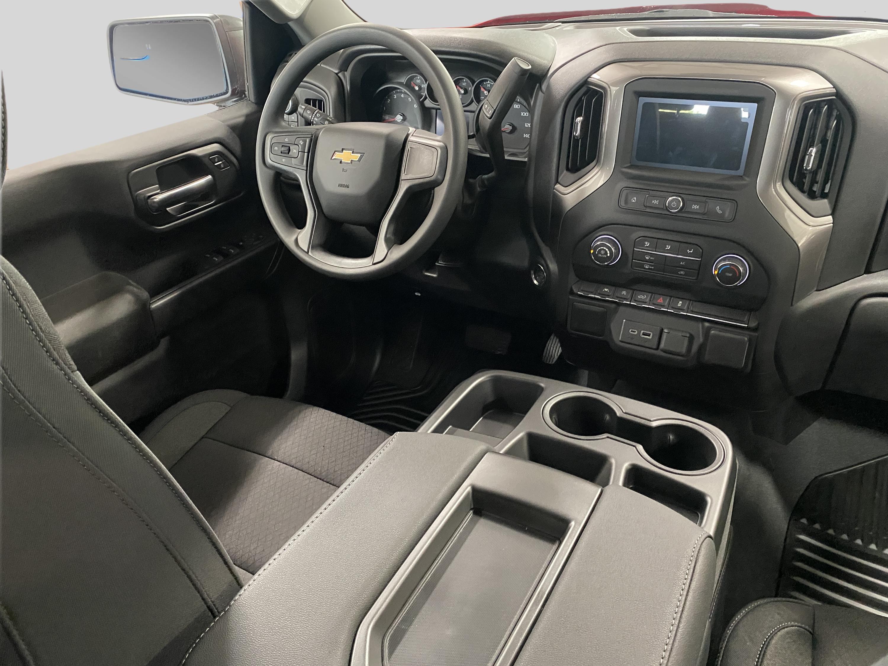 2026 Chevrolet Silverado 1500 Custom - Photo 9