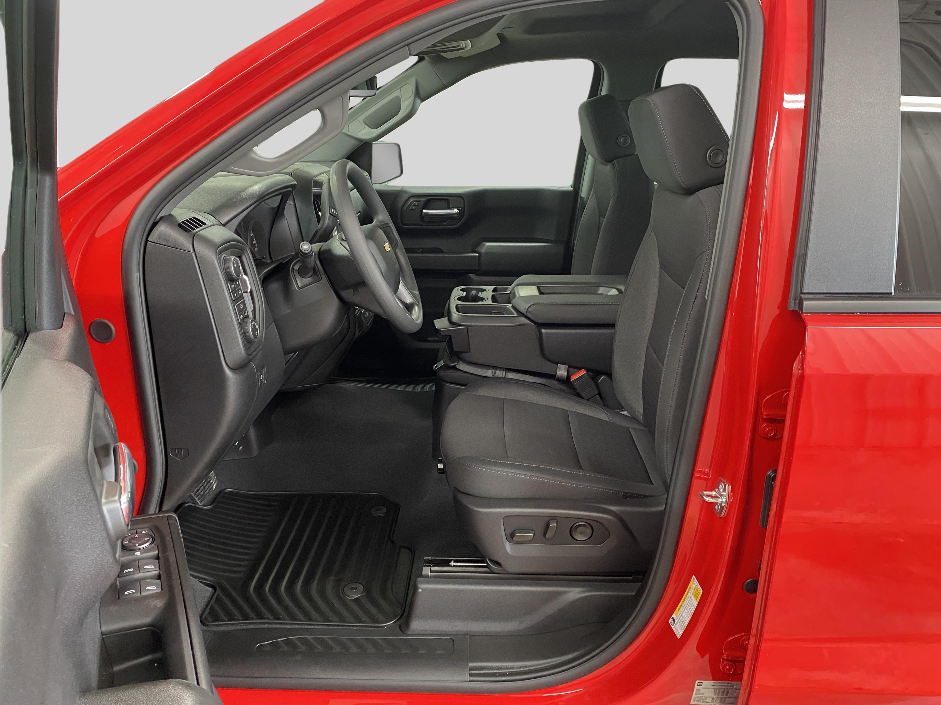 2026 Chevrolet Silverado 1500 Custom - Photo 13