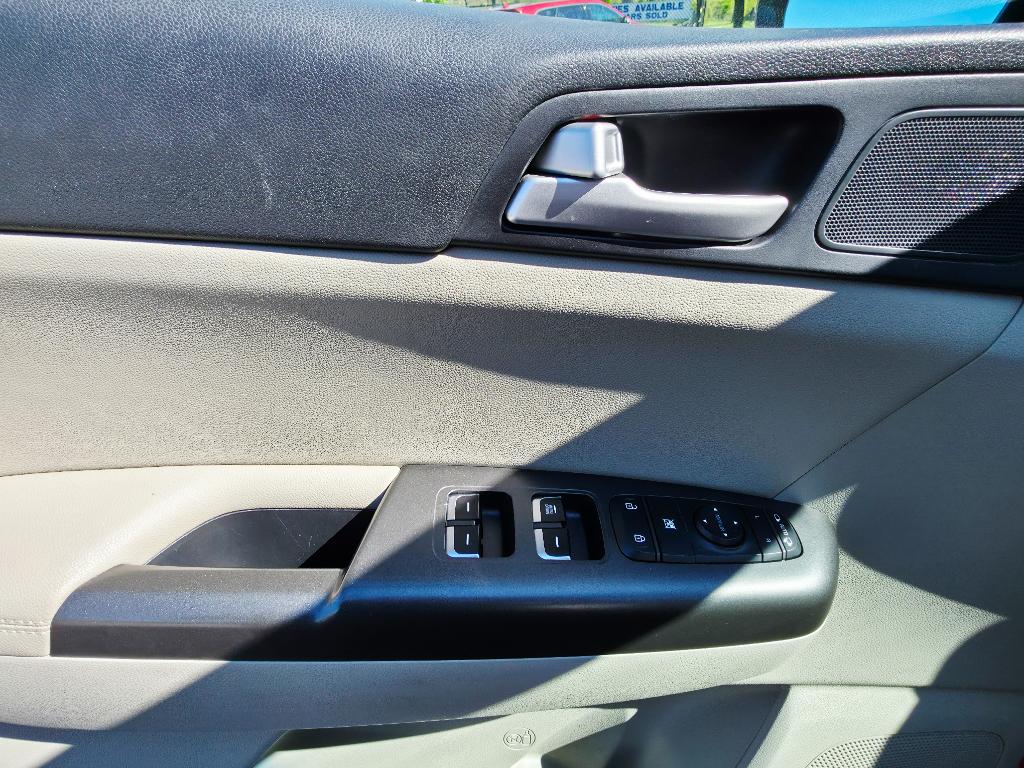 2020 Kia Sportage S - Photo 20
