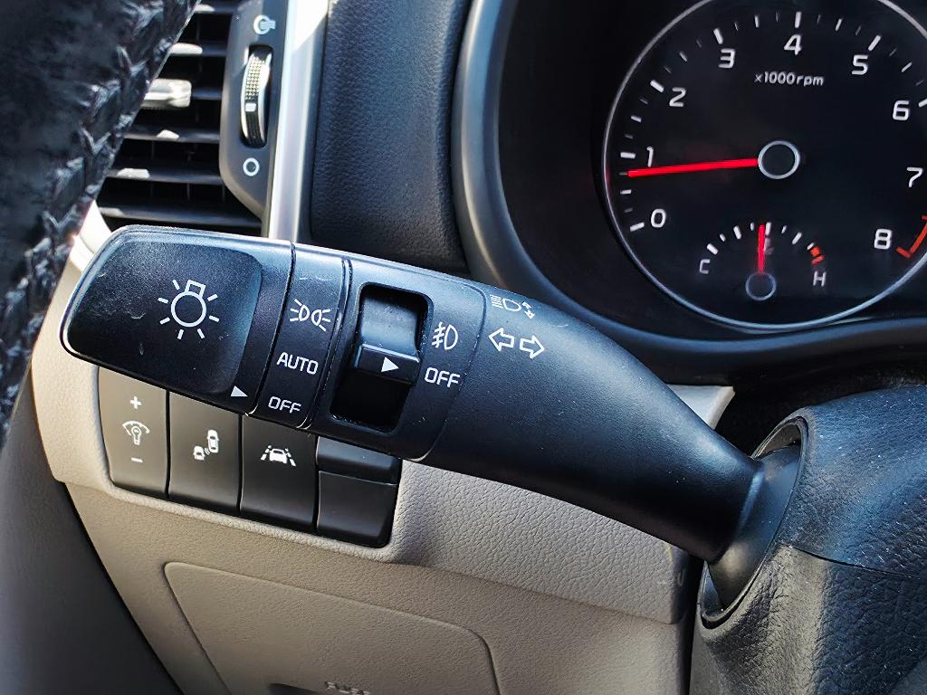 2020 Kia Sportage S - Photo 25
